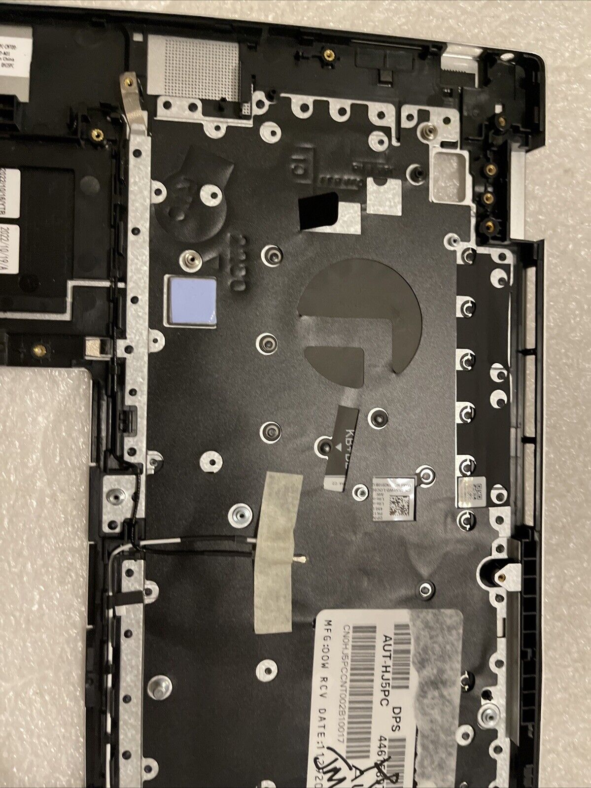 Genuine Dell Inspiron 16 5620 5625 Palmrest US Eng Keyboard YJGM5 0HJ5PC JM P1