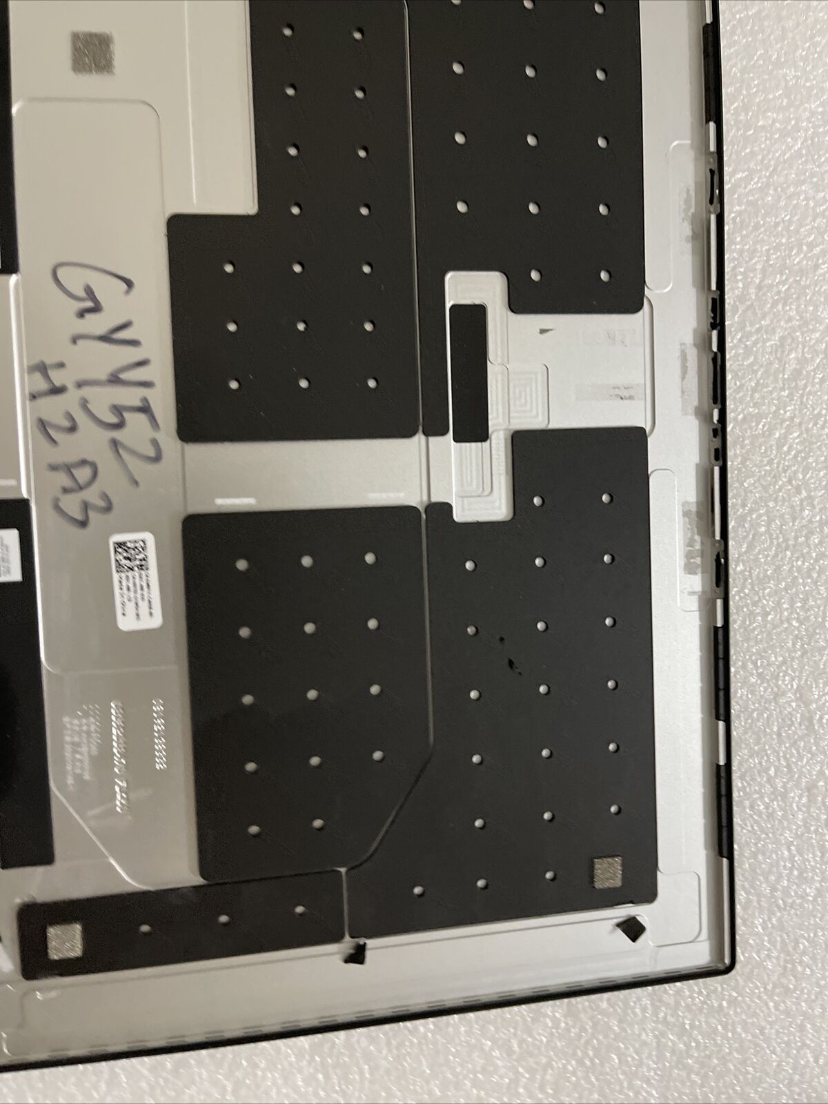 Dell OEM XPS 15 9500 FHD LCD Back Cover Panel w/ Hinges No-TS GYY52 0GYY52 H2 A3