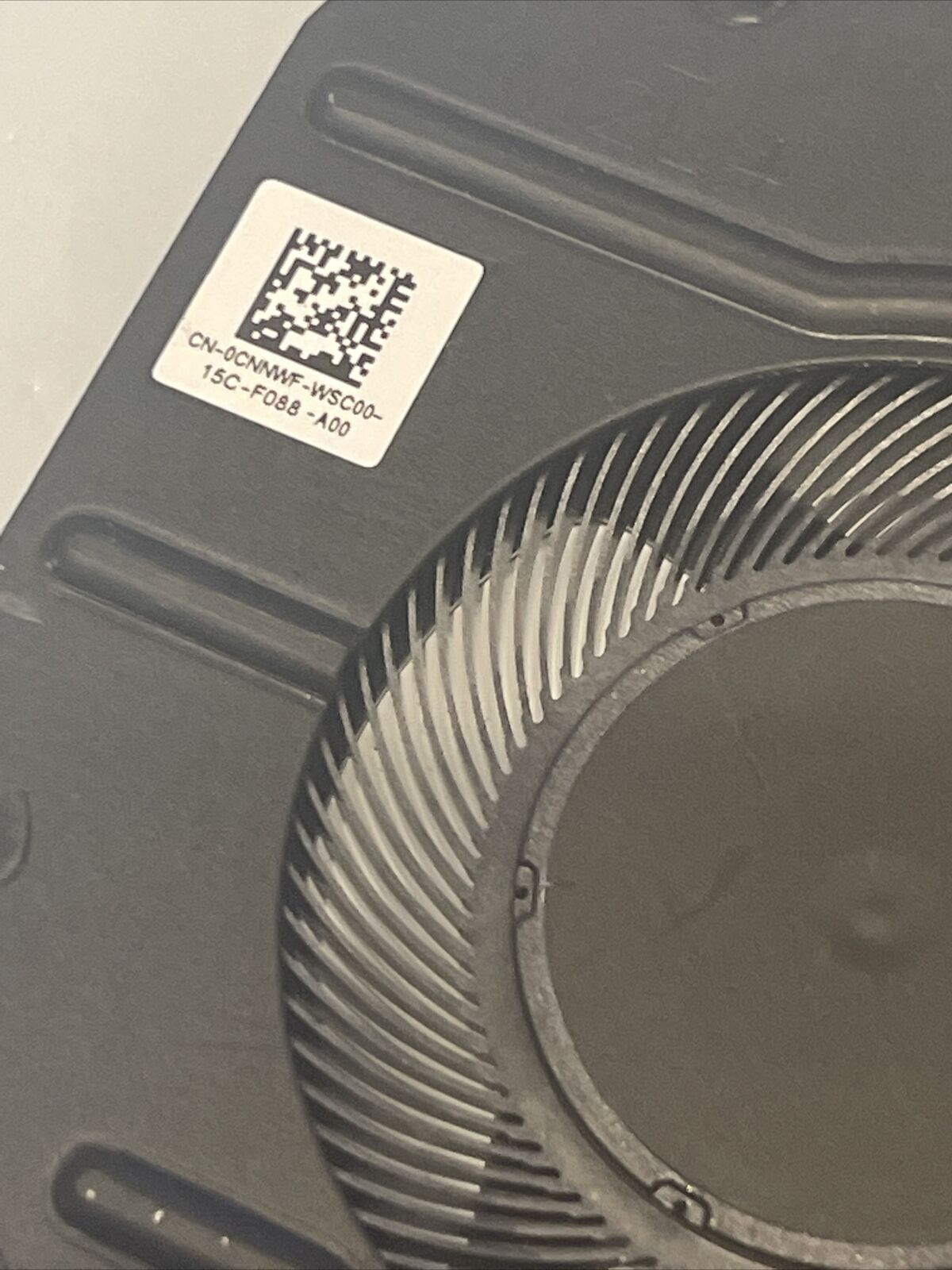 Genuine DELL Cooling Fan EG50050S1-CI20/CI30-S9A DC5V 0.40A 4Pin CNNWF 0CNNWF P2