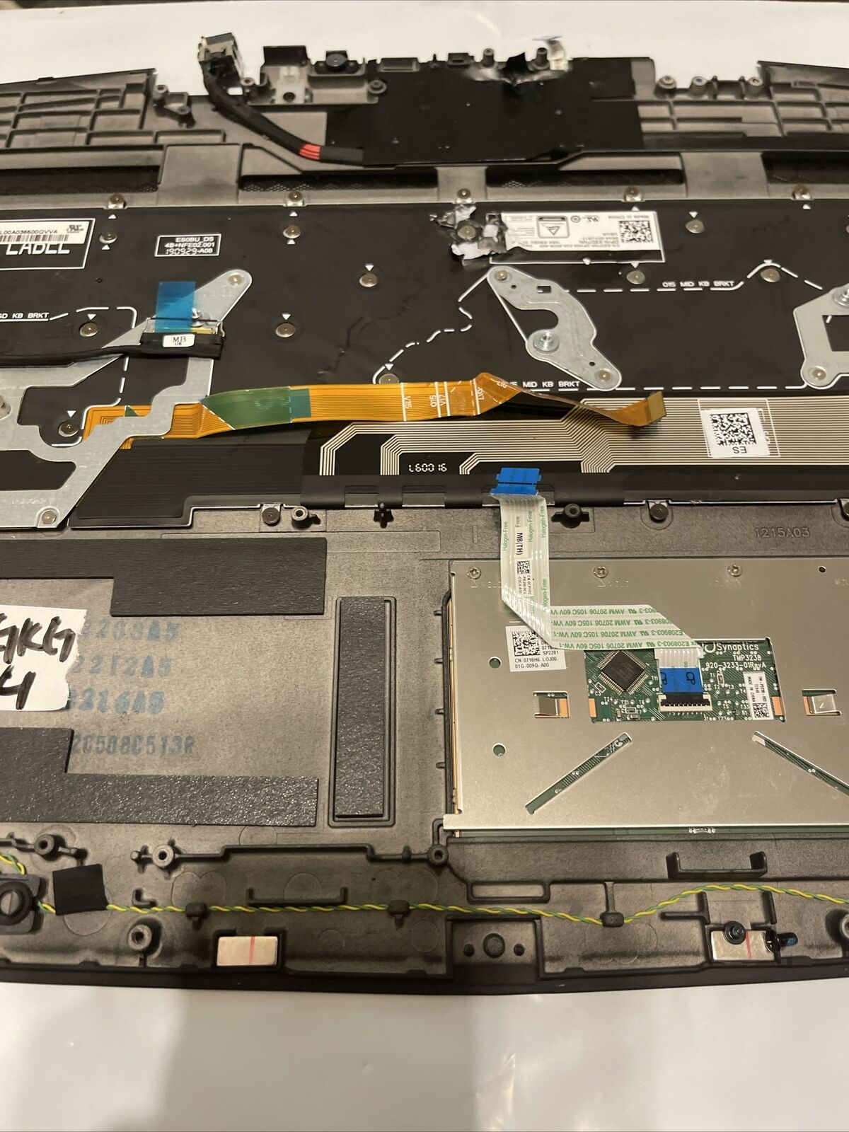 Genuine Dell Alienware M17 Laptop Palmrest Top Cover Assembly GYGKG 0GYGKG P6 T4