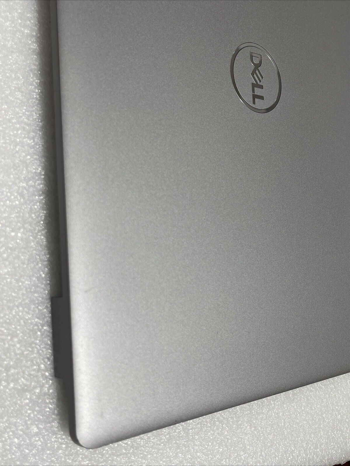 Genuine Dell Precision 3560 3561 Latitude 5520 5521 Back Cover Rear  94D8X HS M1