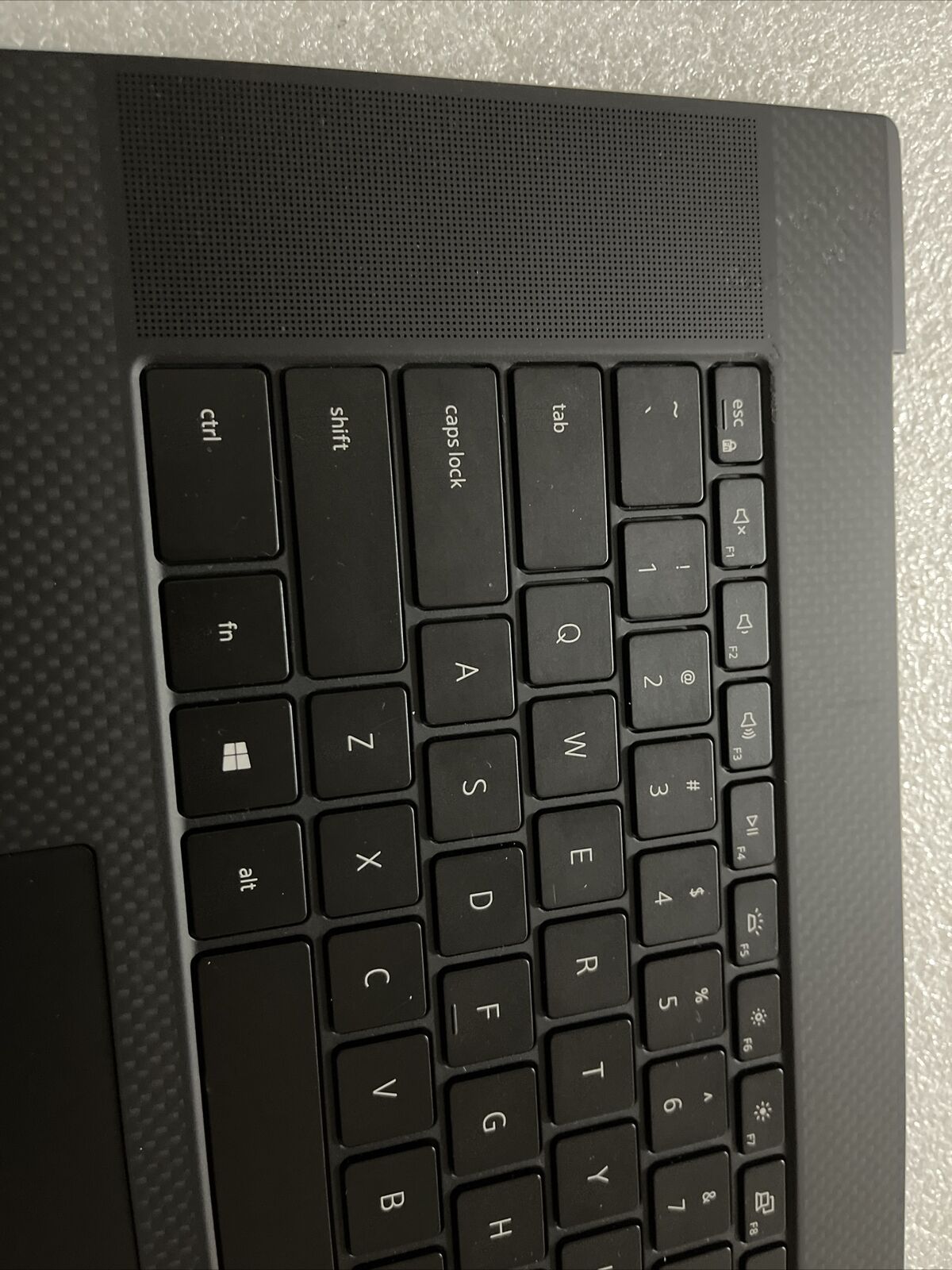 Dell XPS 17 9710  Laptop Palmrest US/EN Backlit Keyboard Speakers 9HJJX H2 D5
