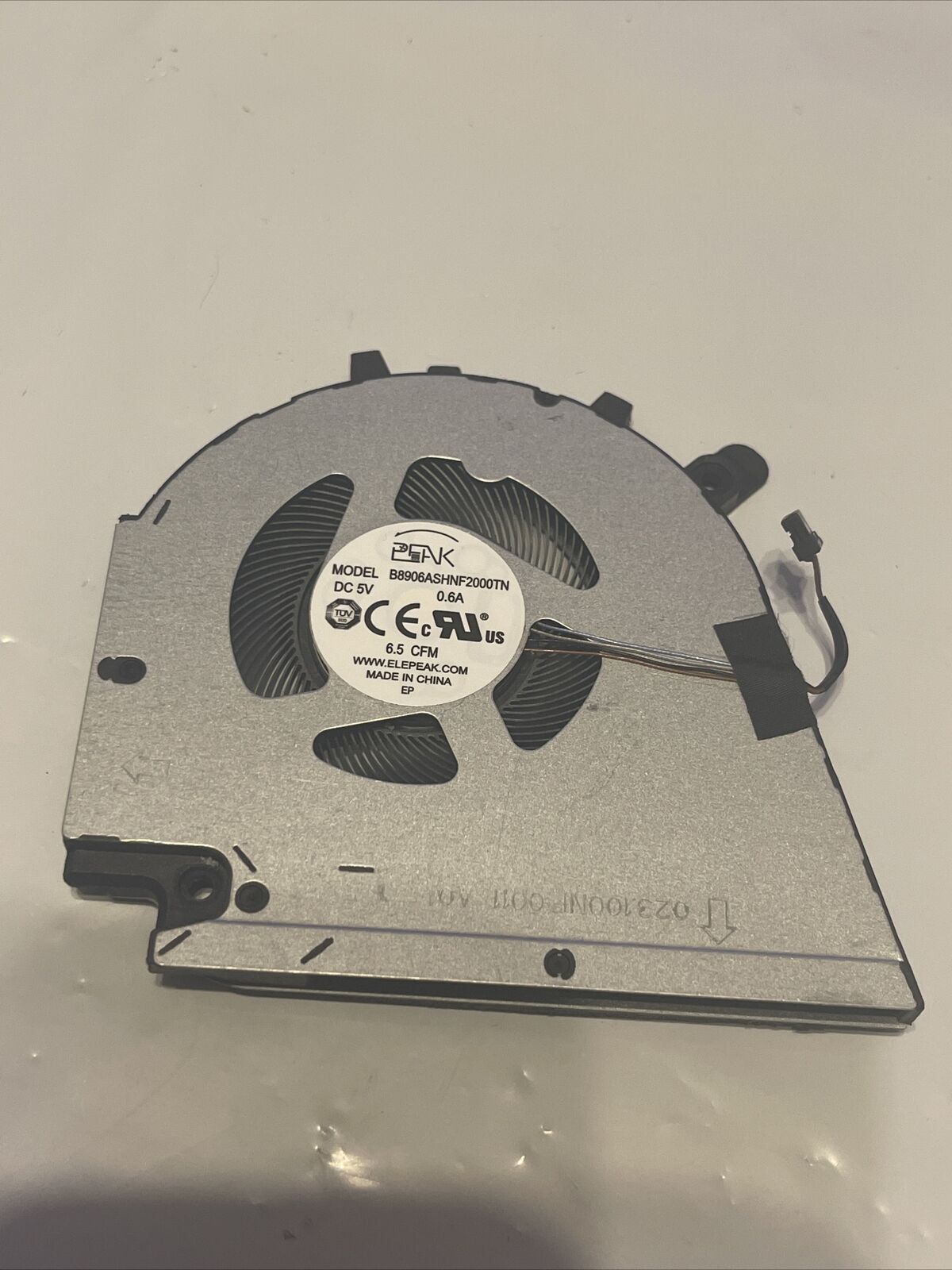 Genuine DELL Cooling Fan EG50050S1-CI20/CI30-S9A DC5V 0.40A 4Pin CNNWF 0CNNWF P2