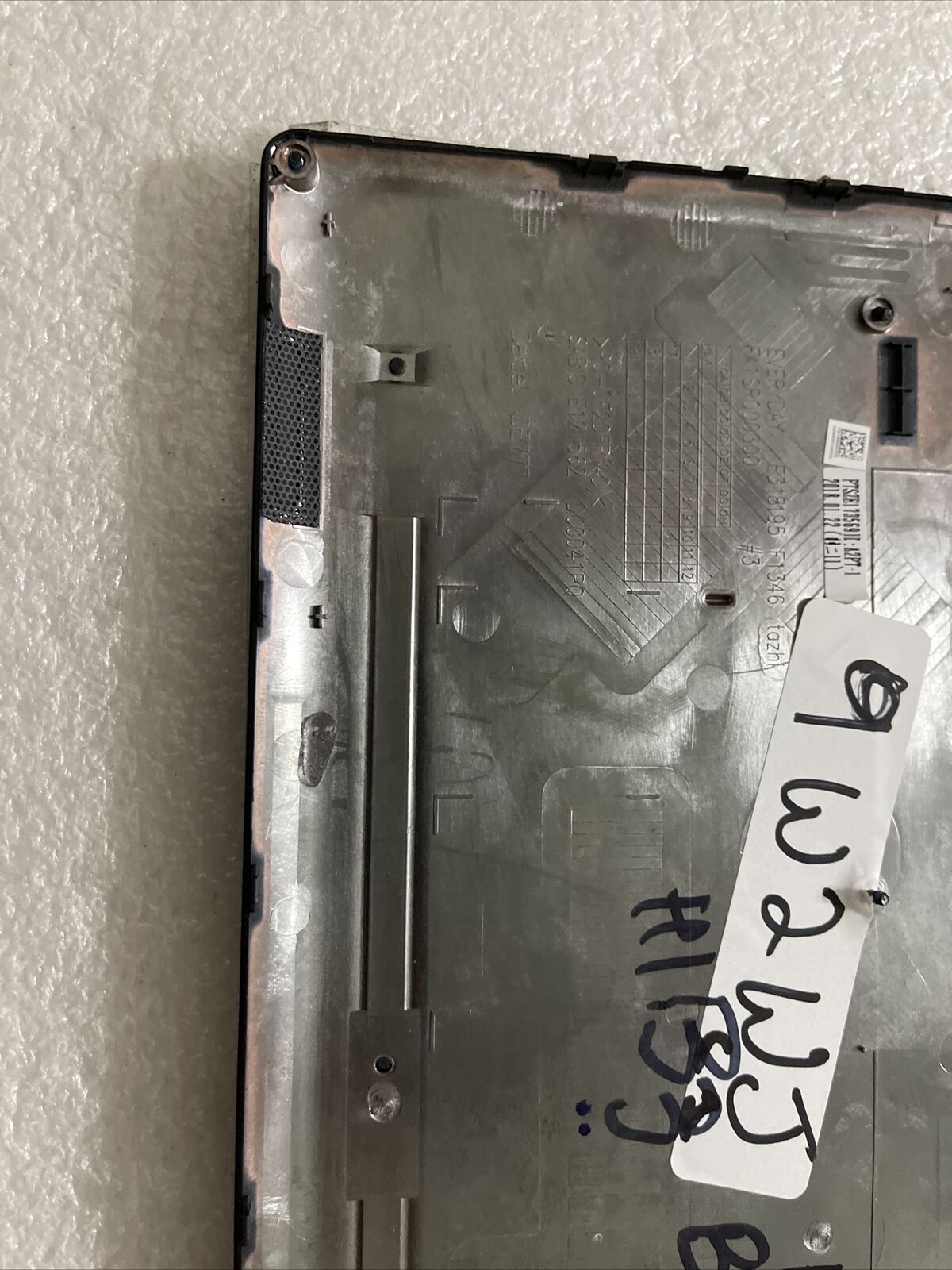 Genuine Dell LATITUDE 5280 Laptop Bottom Base  Cover 09W2WJ 9W2WJ H1 B3