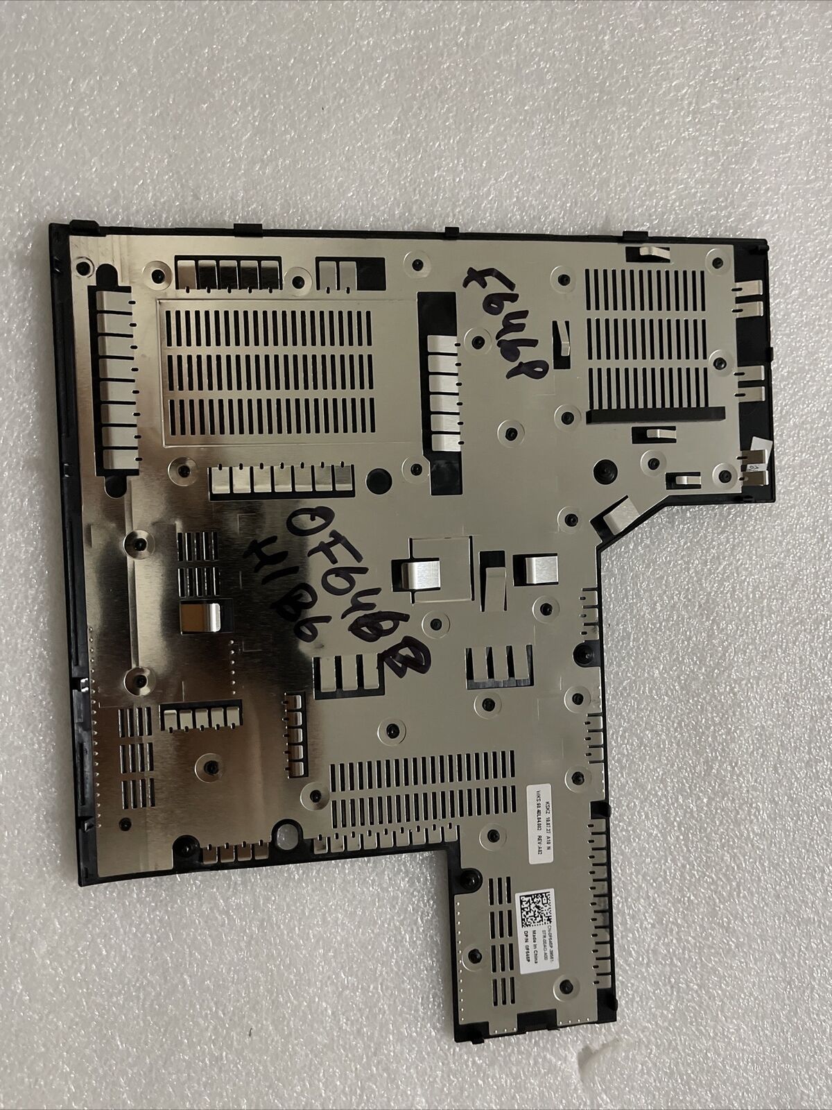 NEW Genuine  DELL LATITUDE E5400 BOTTOM BASE ACCESS PANEL F646P 0F646P H1 B6