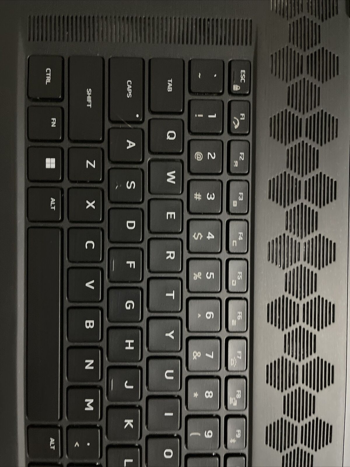 Genuine Dell Alienware X17 R2 Palmrest keyboard US English 718M9 0718M9 K6 P8