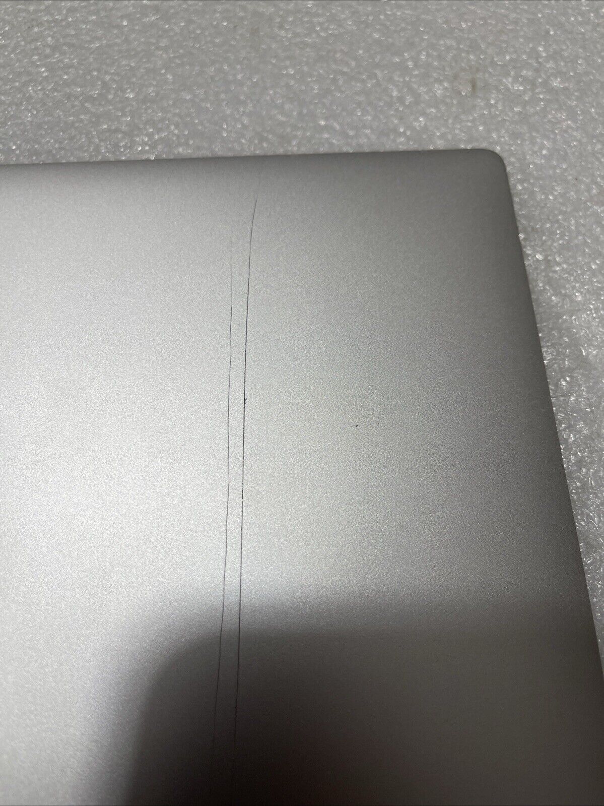 Dell XPS 9320 Plus 13.4" Oled Touchscreen  29WPH VNRJ0 DqJ1 Scratch On Top Lid