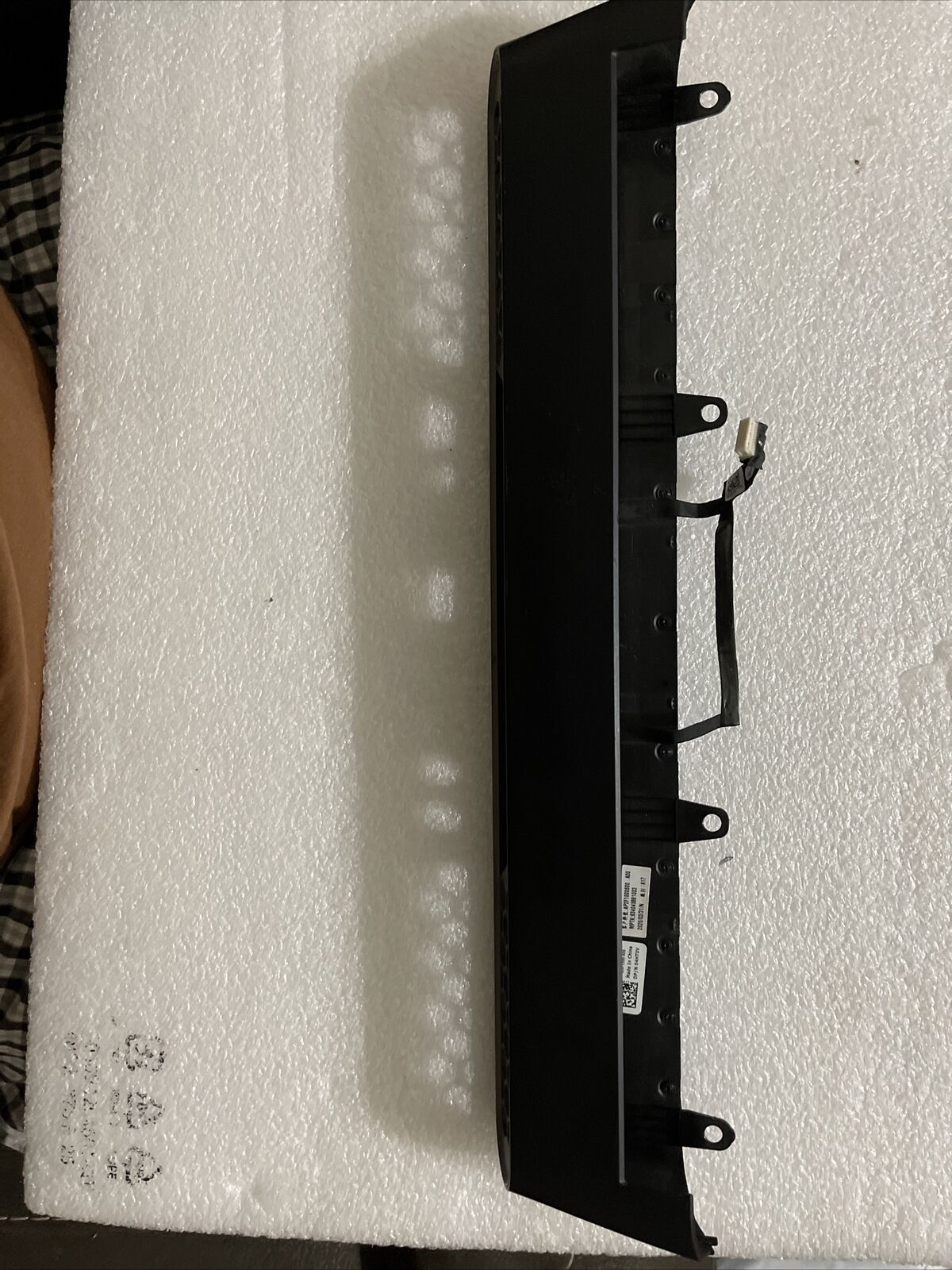 Genuine Dell Alienware area 51m Cooling Heat Air Outlet Hinge Cover  4HT0V B2 H6