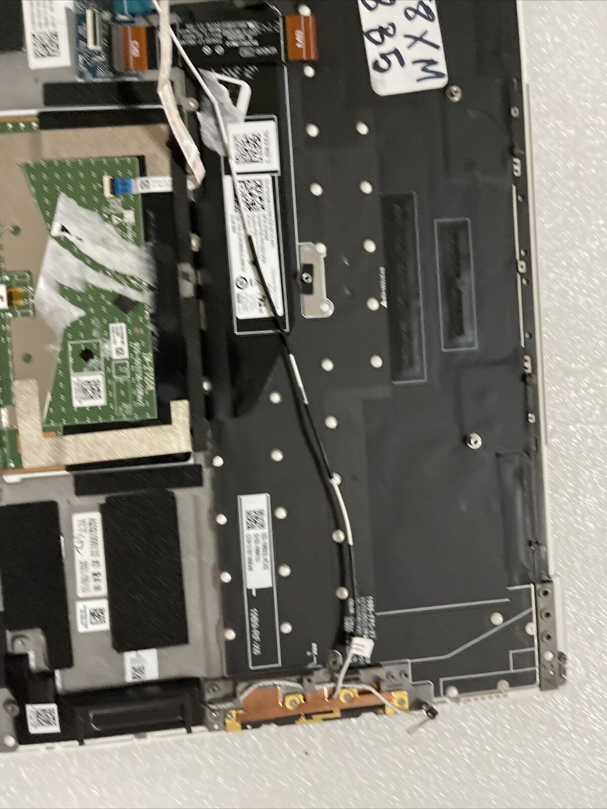 Genuine Dell XPS 9300 Palmrest US Keyboard Touchpad Speakers Extras GT8XM K8B5