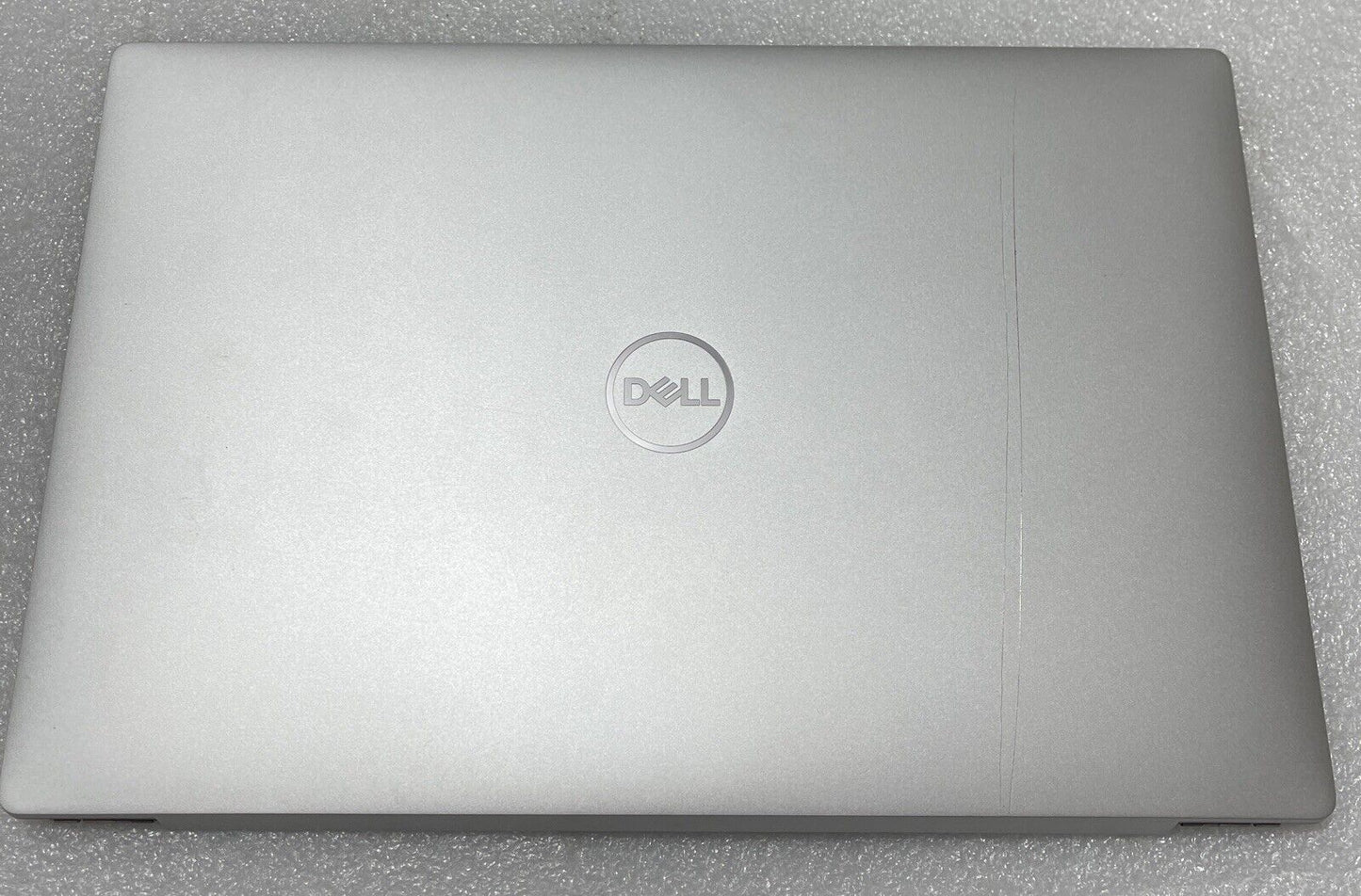 Dell XPS 9320 Plus 13.4" Oled Touchscreen  29WPH VNRJ0 DqJ1 Scratch On Top Lid