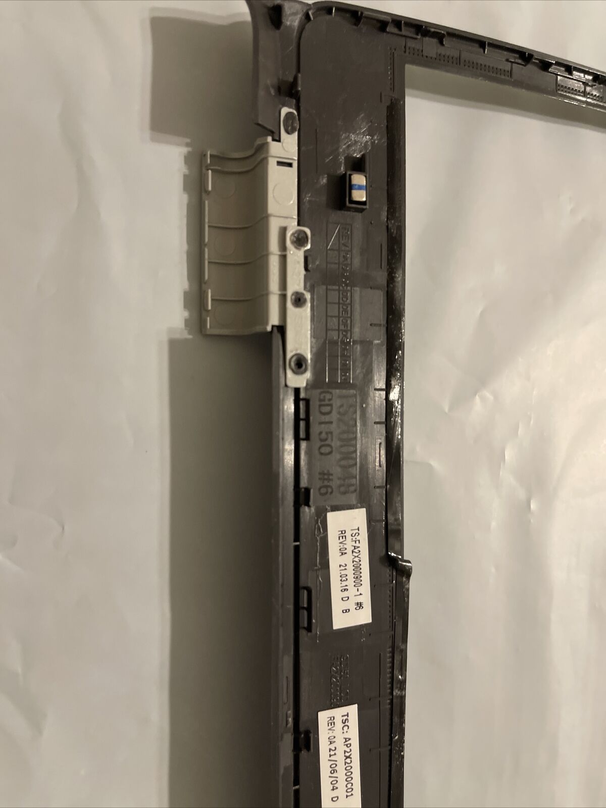 Genuine Dell Inspiron 3501 15.6" Front  LCD Bezel Black silver KKGNJ 0KKGNJ N4
