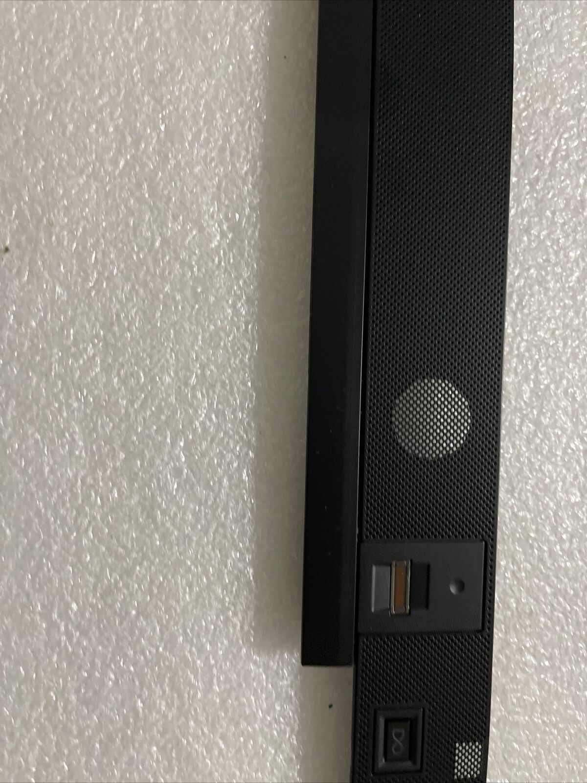 Dell Precision M6500 Center Media Bezel Panel Power Button Fingerprint RDR FRNJN