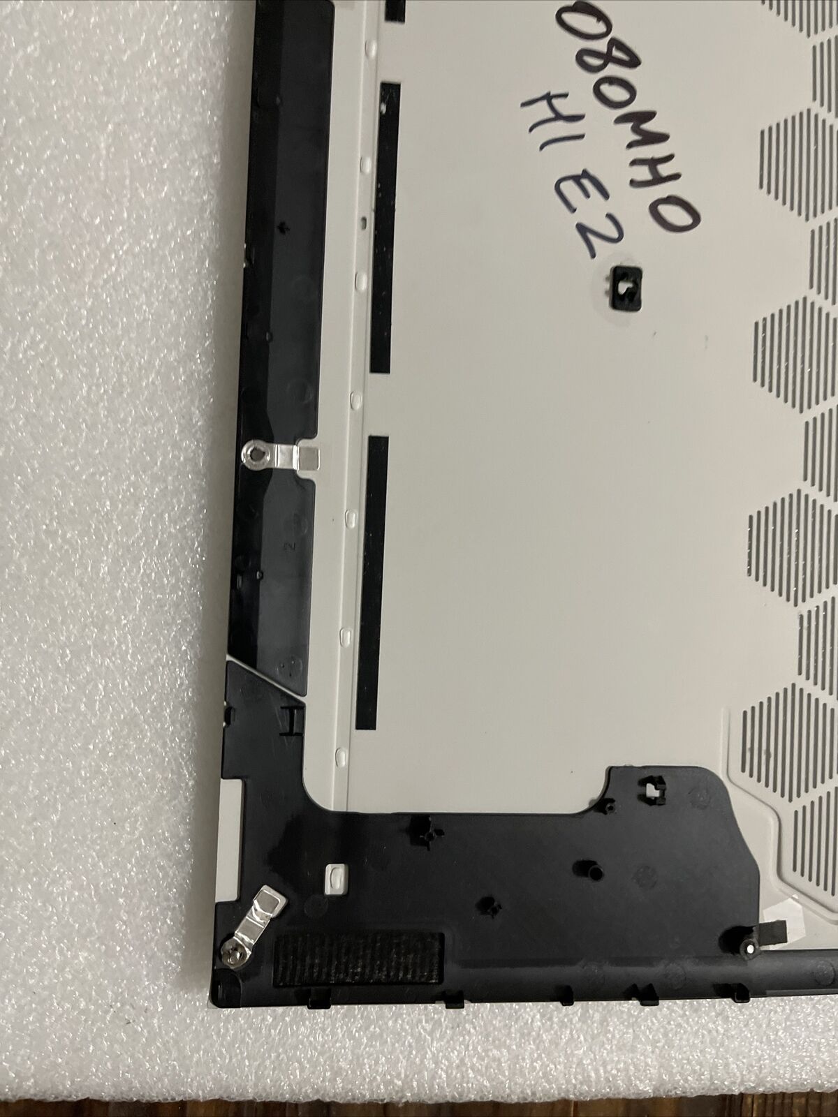 Genuine Dell Alienware M17 R3 White Bottom Base Back Cover 80MH0 080MH0 H1 E2 E1