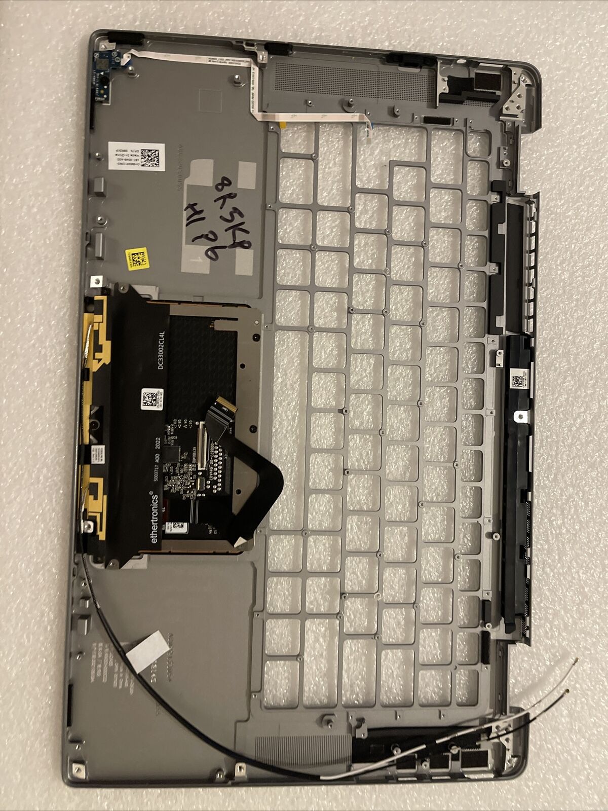 New Dell OEM Latitude 9520 Palmrest Touchpad No SC 3HVVG 07XD0 8R5KP H1 P6
