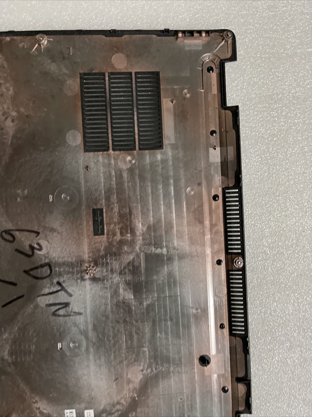 Genuine Dell Latitude 5420 E5420 Bottom Base Lower  Back Cover 063DTN 63DTN C1