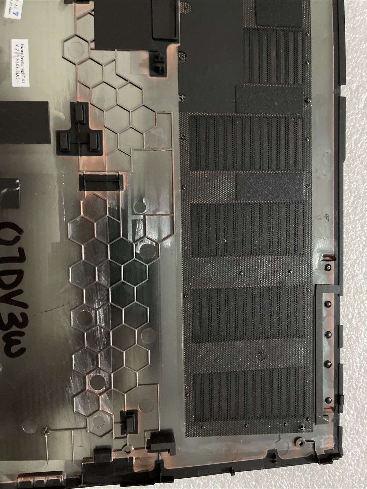 Genuine Dell G Series G7 7790 Laptop Bottom Base Cover 7DV3W 07DV3W P8 C4
