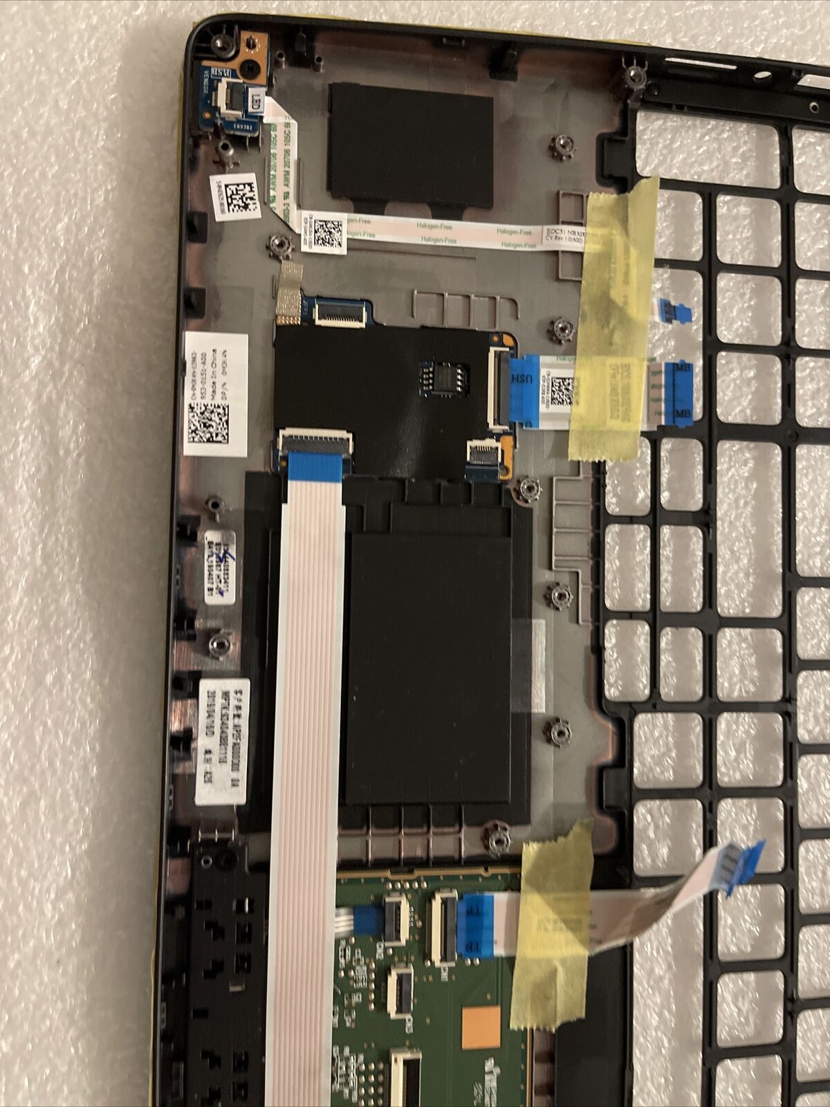Dell Latitude 5501 Palmrest Touchpad Smart Card  Single Point MJK4N A18BM1 H1 A1
