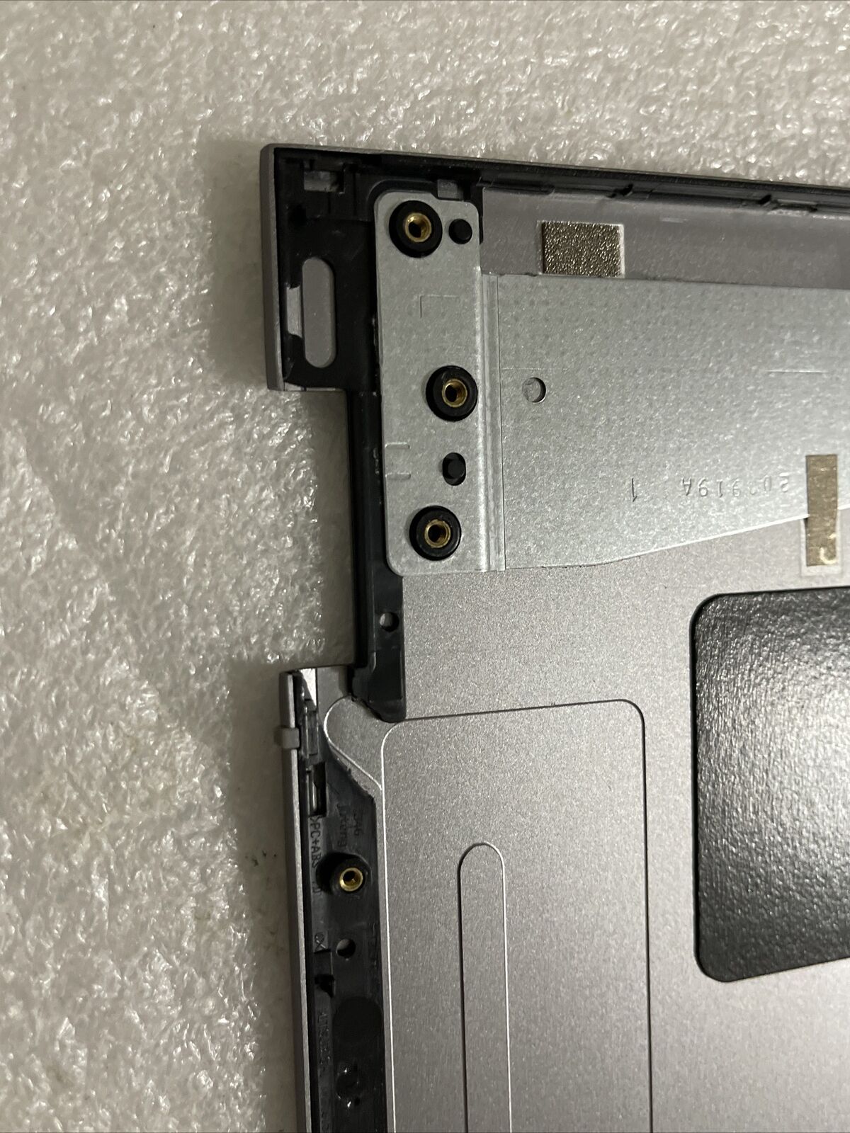Dell OEM Inspiron 5400 5406 7405 2-in-1 LCD Back Top Cover Gray 06Y0MV H2A3 Dent
