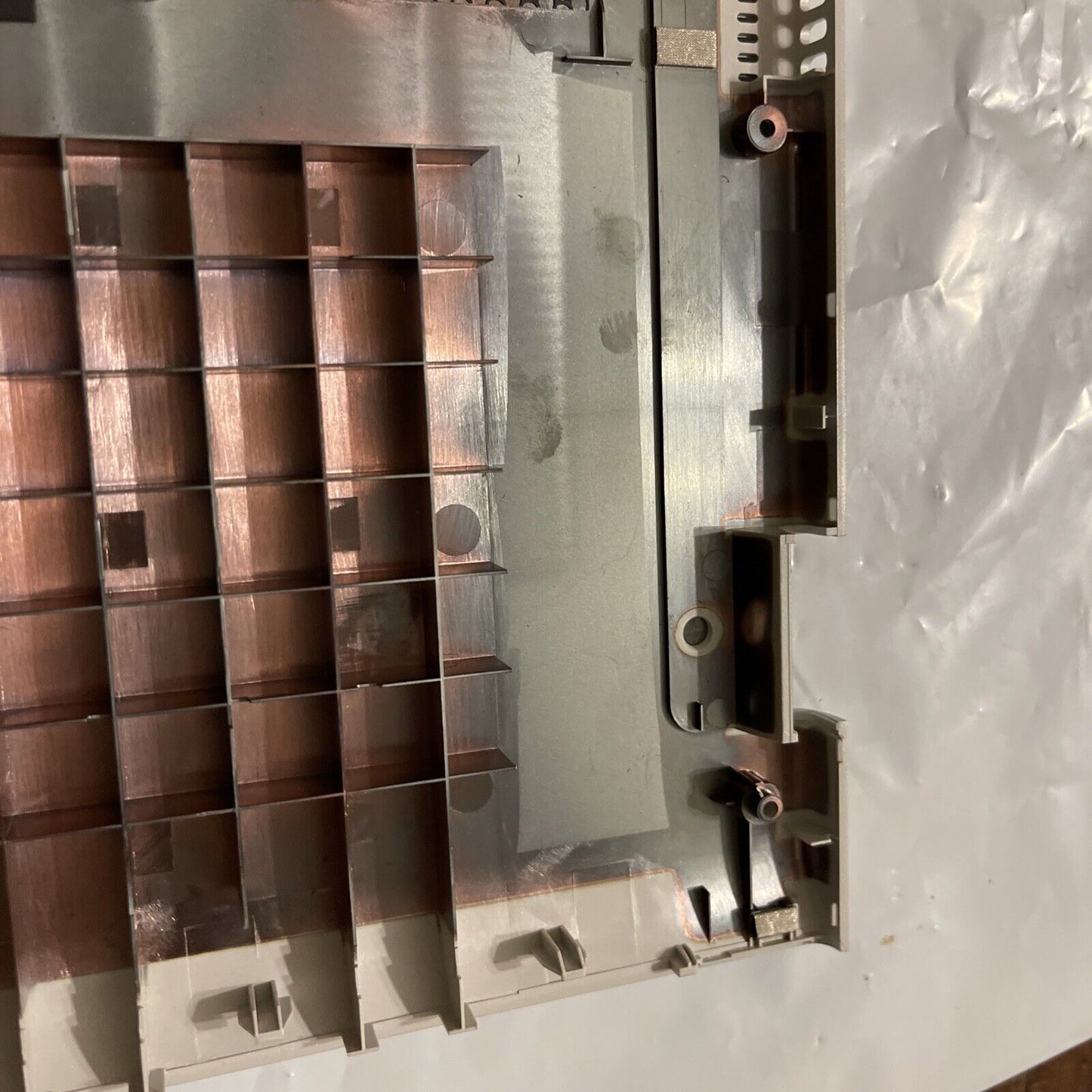 Oem Genuine New Hp Bottom Lower BASE ENCLOSURE 818730-001b 818730-001 ata X4