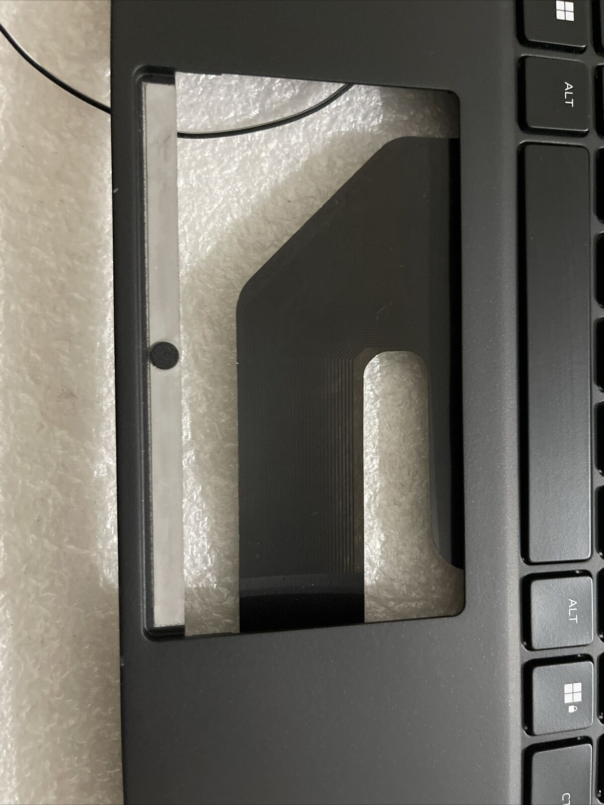 Genuine Dell Alienware x17 R2 US English Keyboard Palmrest  0346YC 346YC H1 P2
