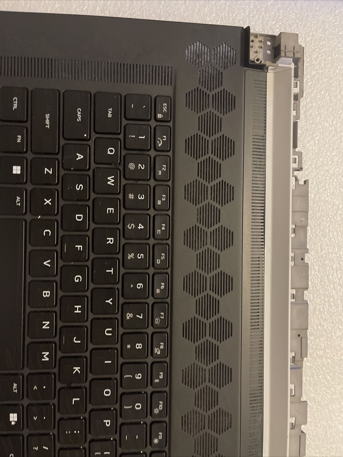 Genuine Dell Alienware X17 R2 Palmrest RGB US English keyboard 718M9 H1P8 GradeA