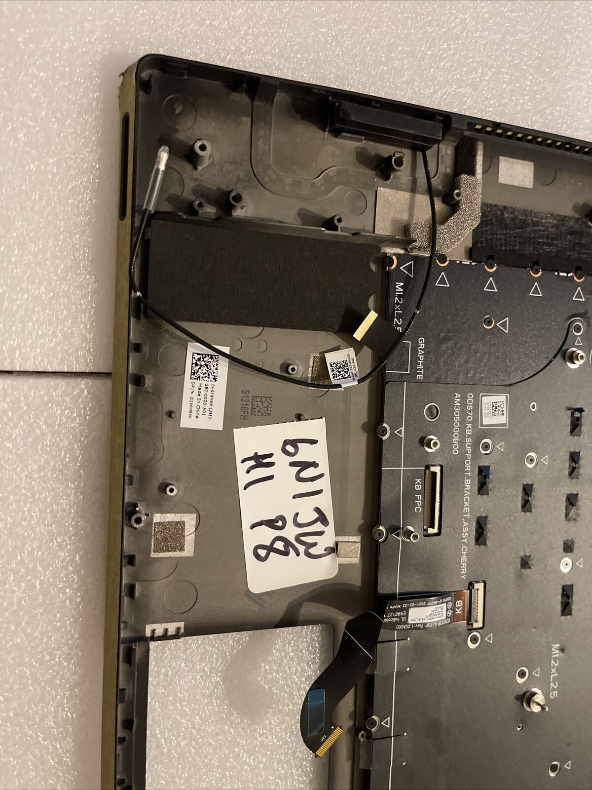 DELL ALIENWARE M17 R4 PALMREST US Eng KEYBOARD 01WM6W 06N1JW 6N1JW H1 P8