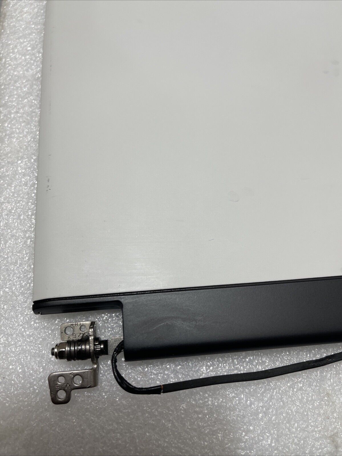 Dell Alienware M17 R4 FHD 360Hz LCD Screen Lunar White NT DD4YY 0DD4YY JK F3