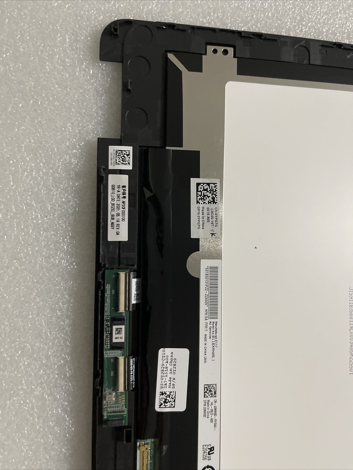 OEM Dell Latitude 3120 2-in-1 Touchscreen WXGA LCD  Bezel YPG7G 3NM8D H1 S8