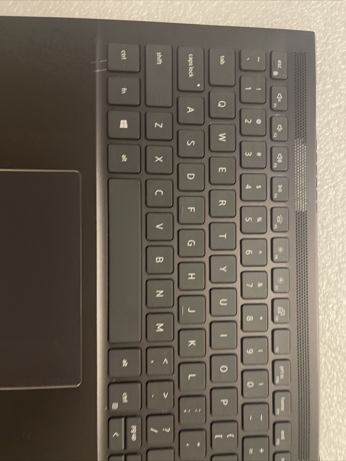 Genuine Dell Inspiron 15 7590 Palmrest US/EN BCL Keyboard  SPEAKERS 2KF2N H1 D5