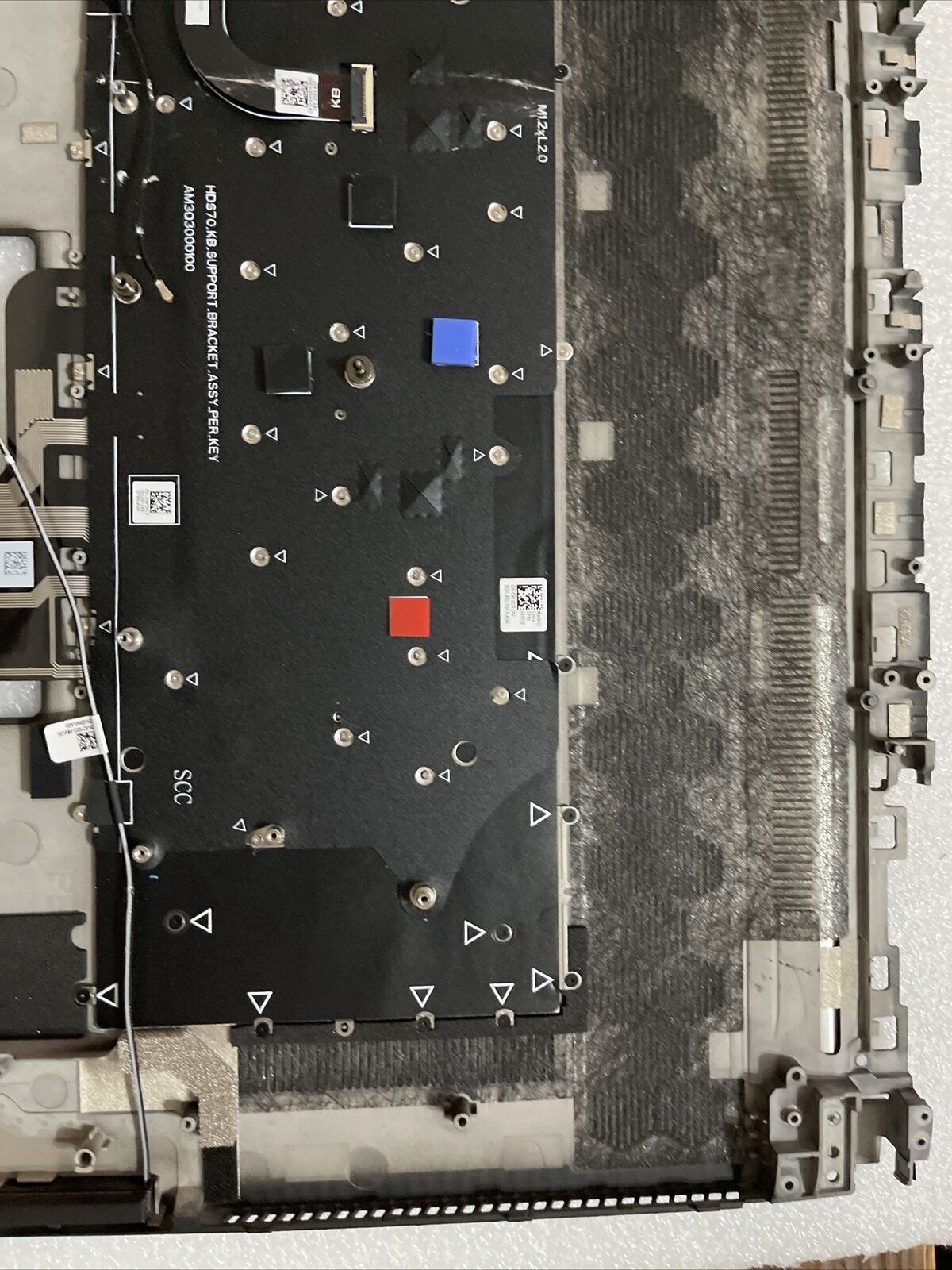 Genuine Dell Alienware x17 R1 R2 US English Keyboard Palmrest 0346YC 346YC K4 P8