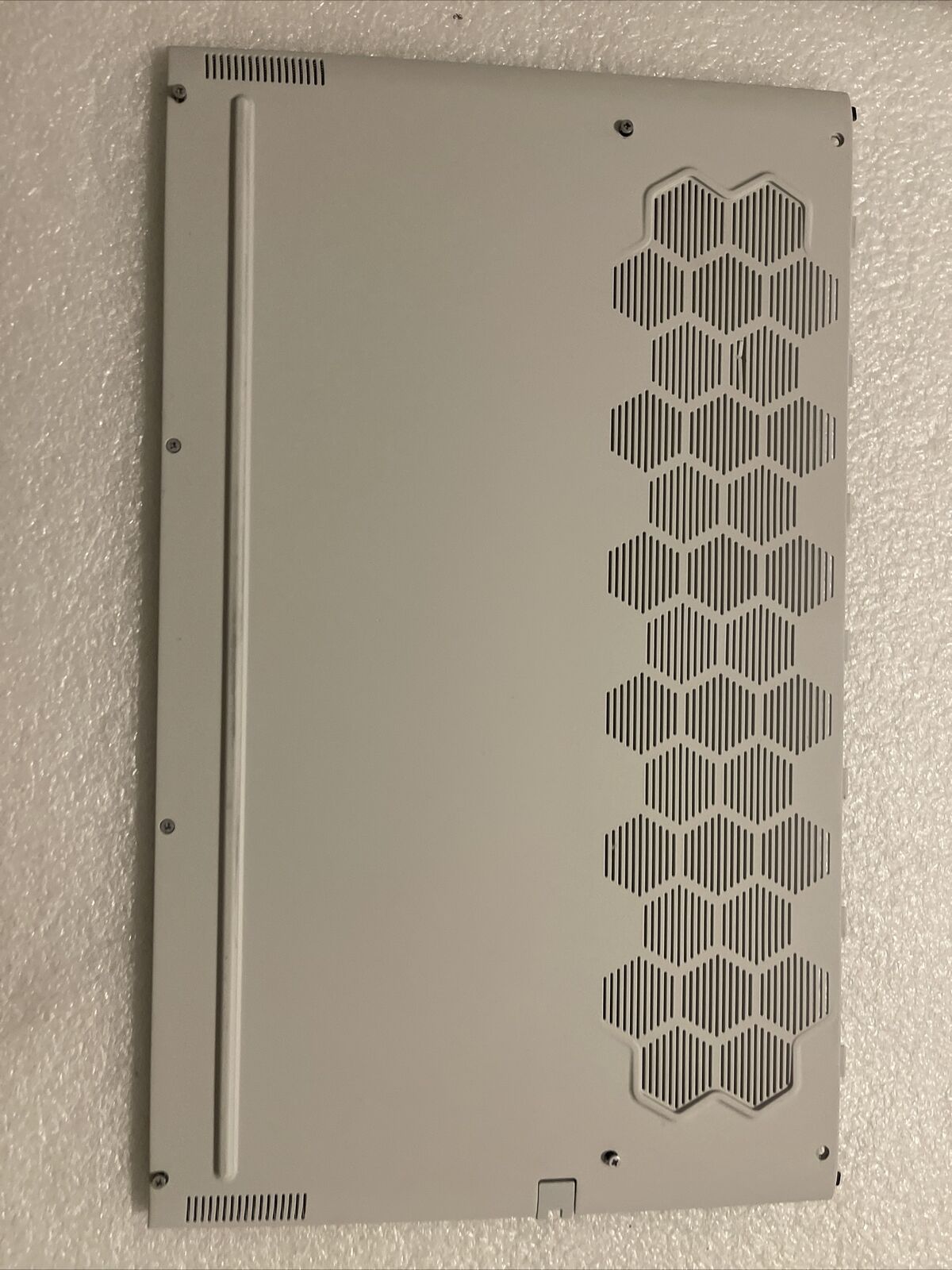 GENUINE DELL Alienware M15 R2 Laptop Bottom Base Case COVER V7KV4 0V7KV4 H4 B6