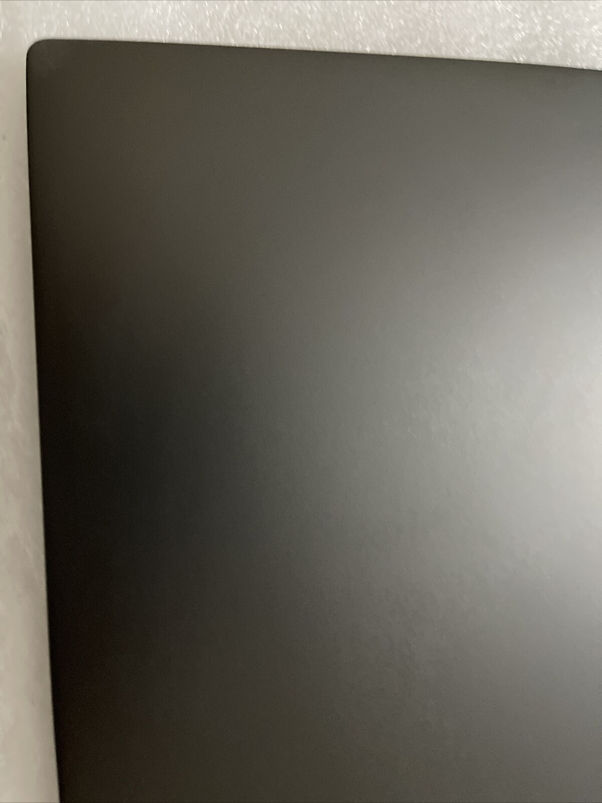 LENOVO IDEAPAD 5 15IIL05 GRAY LCD BACK COVER AM1K7000410 H1 N1 Screw Holes broke