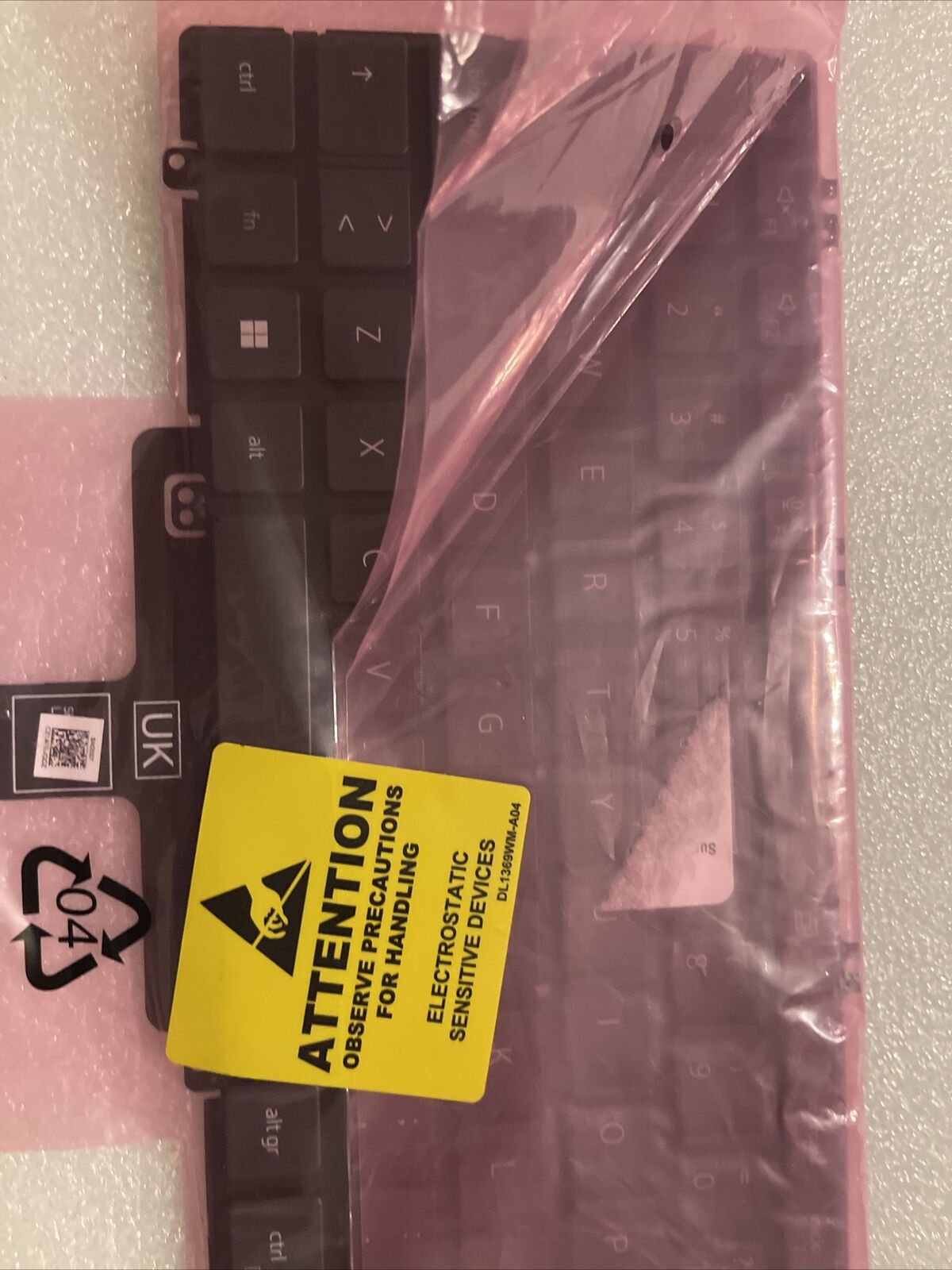 New Dell Latitude 5520 5521 Precision 3560 3561 No Backlit Spanish Keyboard