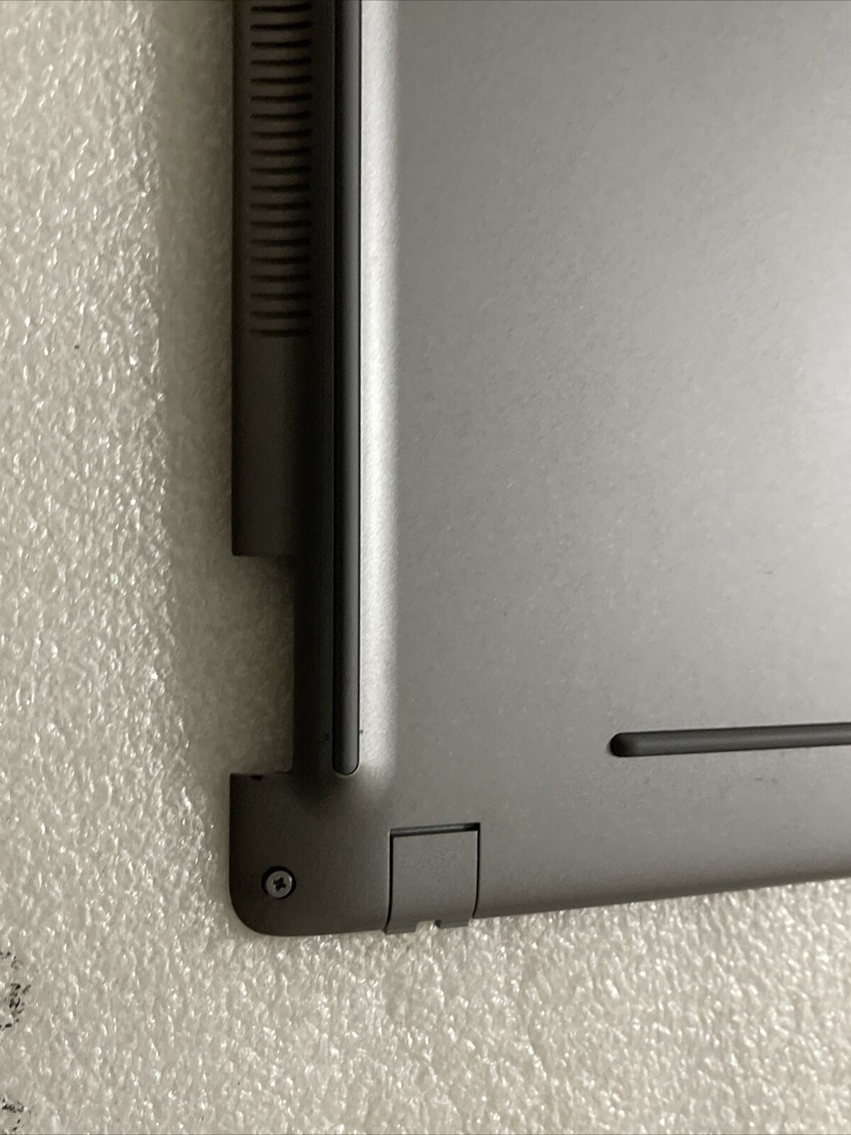 Genuine Dell Precision 3561 Laptop Bottom Base Cover Assembly 06WP3 006WP3 H1 C4