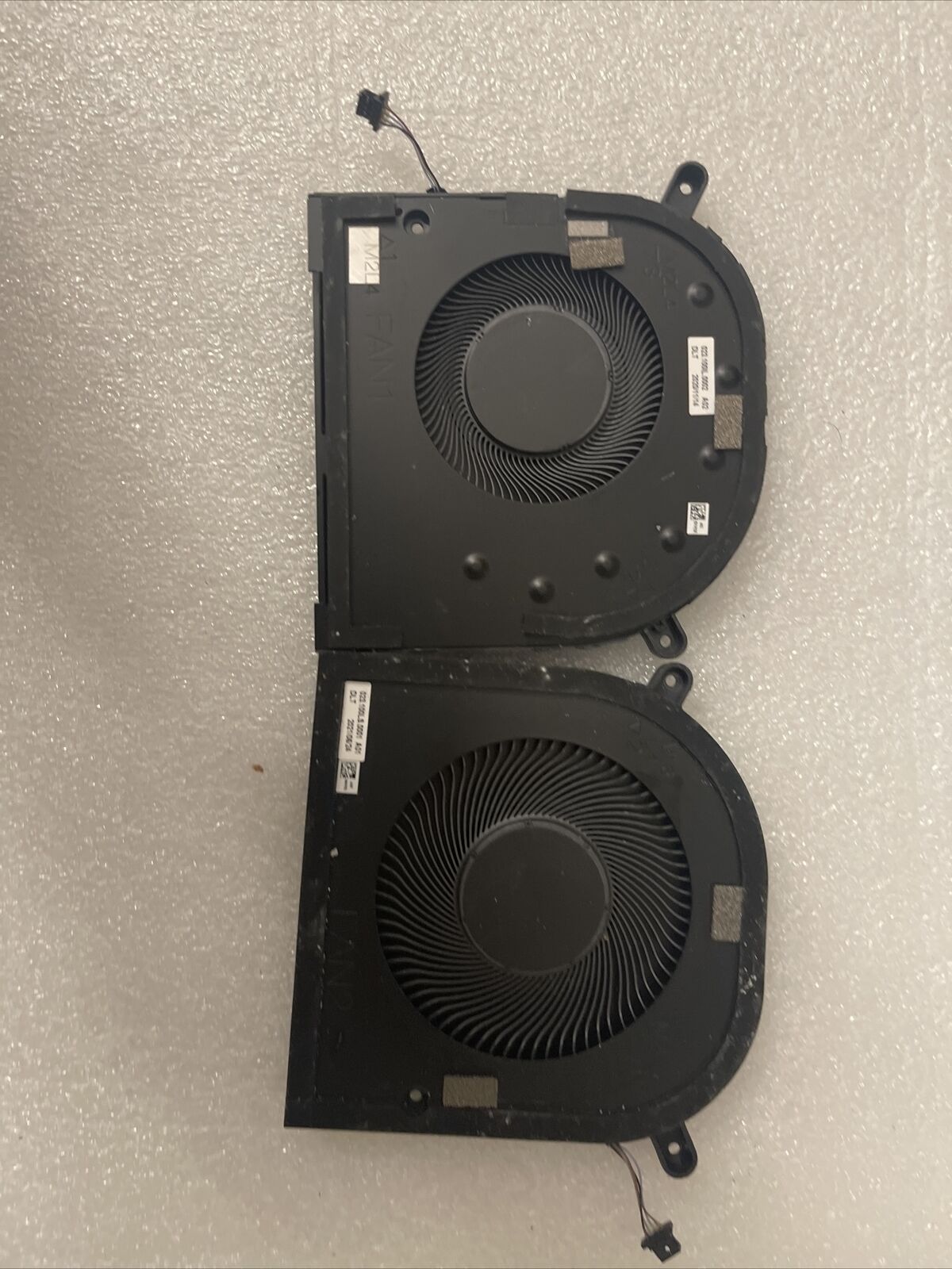 Genuine DELL XPS 17 9710 Laptop CPU GPU Fans Fan 1 Fan2 DC5V 0MXF81 0P2FY9