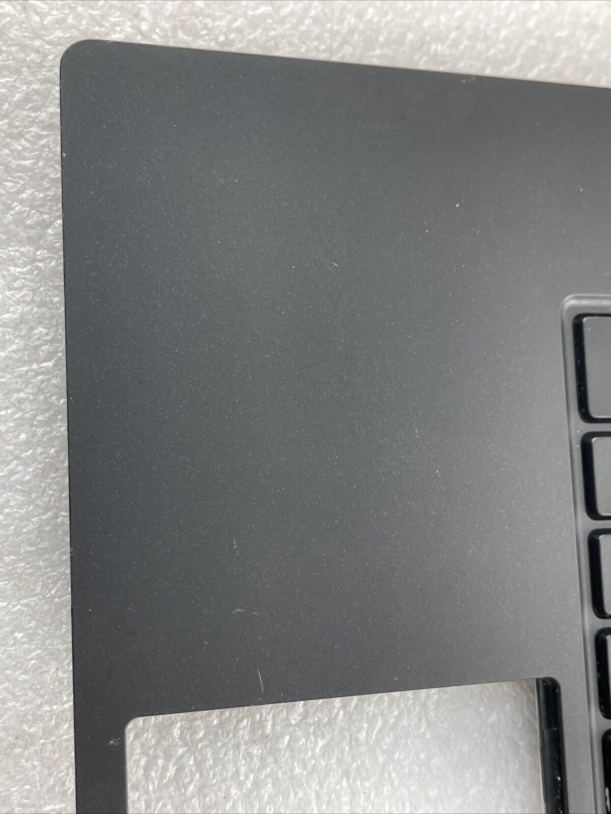 Dell M17 R5 AMD laptop palmrest RGB Eng Backlit Keyboard VNRXH SB H2 GradeB Read