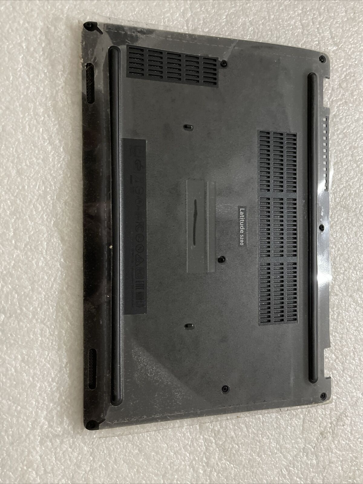 Genuine Dell LATITUDE 5280 Laptop Bottom Base  Cover 09W2WJ 9W2WJ H1 B3