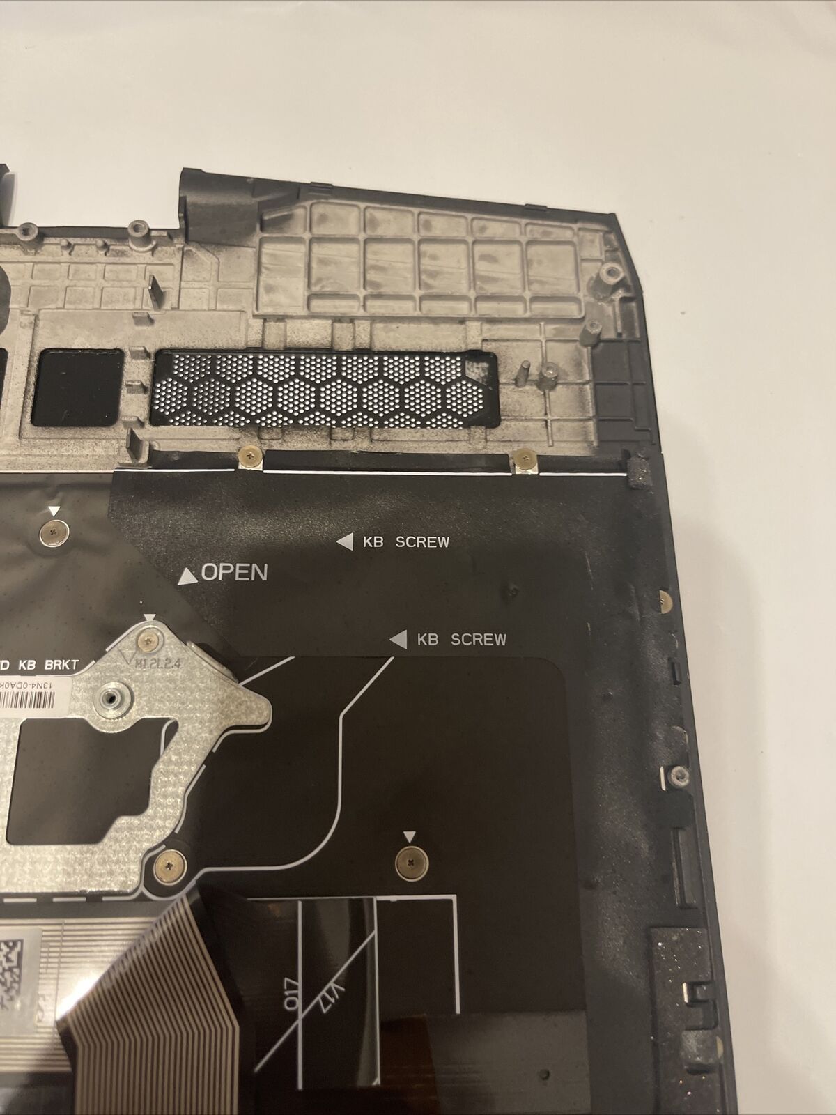 Genuine Dell Alienware M15 15.6" Laptop Palmrest Touchpad Keyboard VNPDJ P4 T4