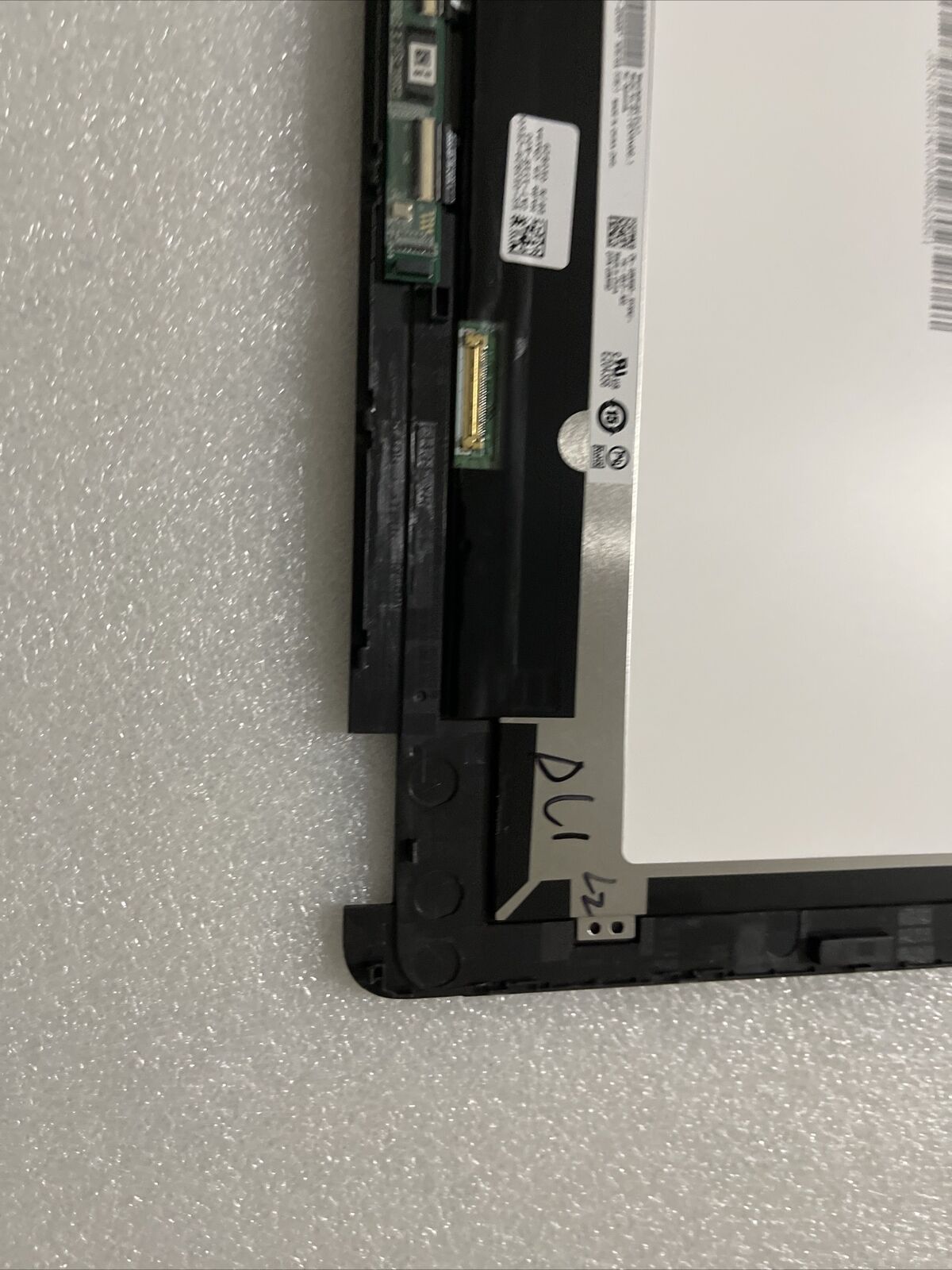 OEM Dell Latitude 3120 2-in-1 Touchscreen WXGA LCD  Bezel YPG7G 3NM8D H1 S8