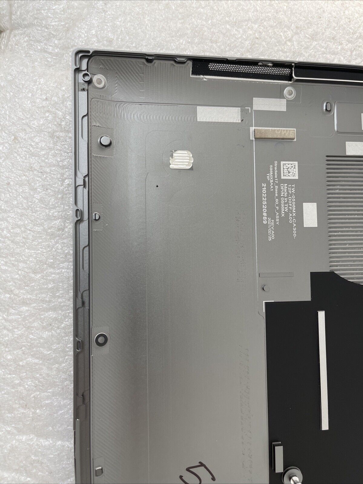 OEM Dell Precision 5750 Laptop Bottom Base Metal Cover Assembly Gray 598MX KG C4