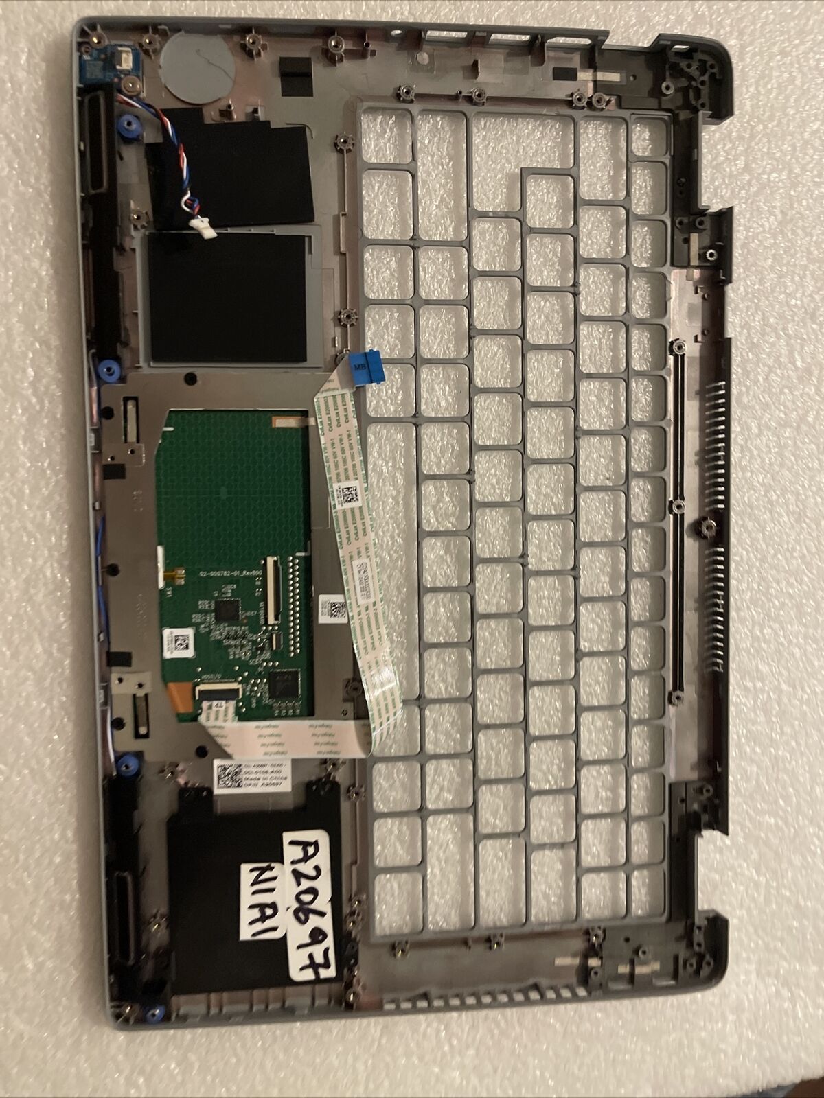 Genuine Dell Latitude 5420 E5420 Laptop Palmrest Touchpad Speakers A20697 N1 A1