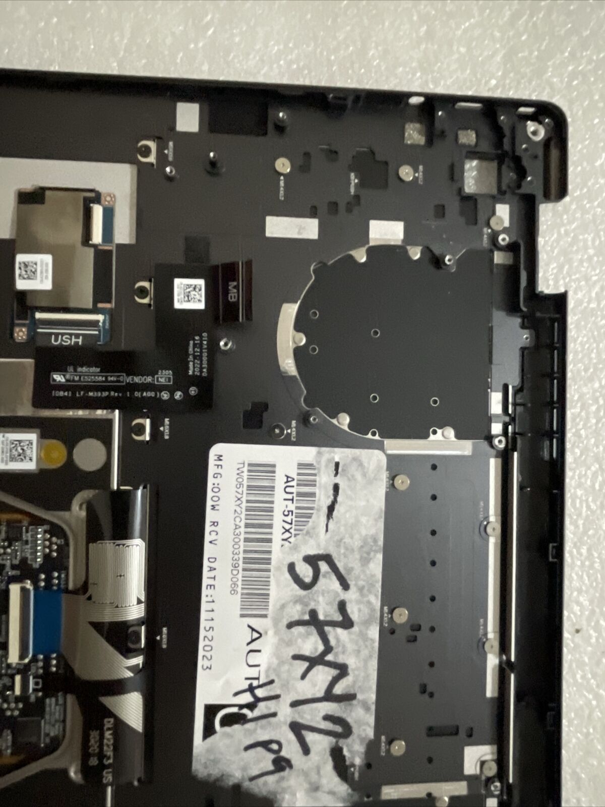 Dell Latitude 9440 2IN1 Palmrest Touchpad W/ Backlit US keyboard 57XY2 H1 P9
