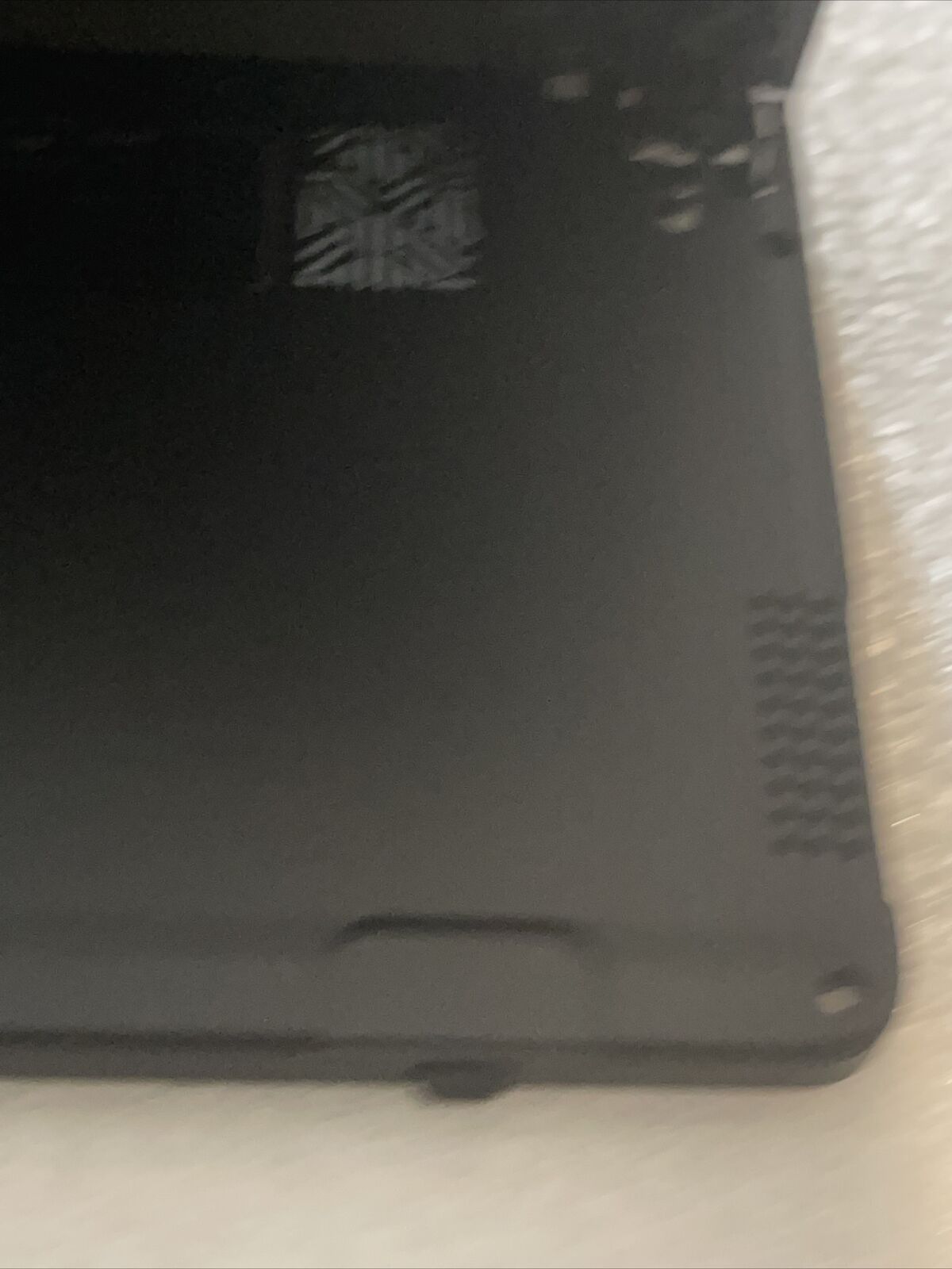 GENUINE DELL  LATITUDE 12 5290 LCd Top Back Cover Black Extras T17G TKR19 H2 B7