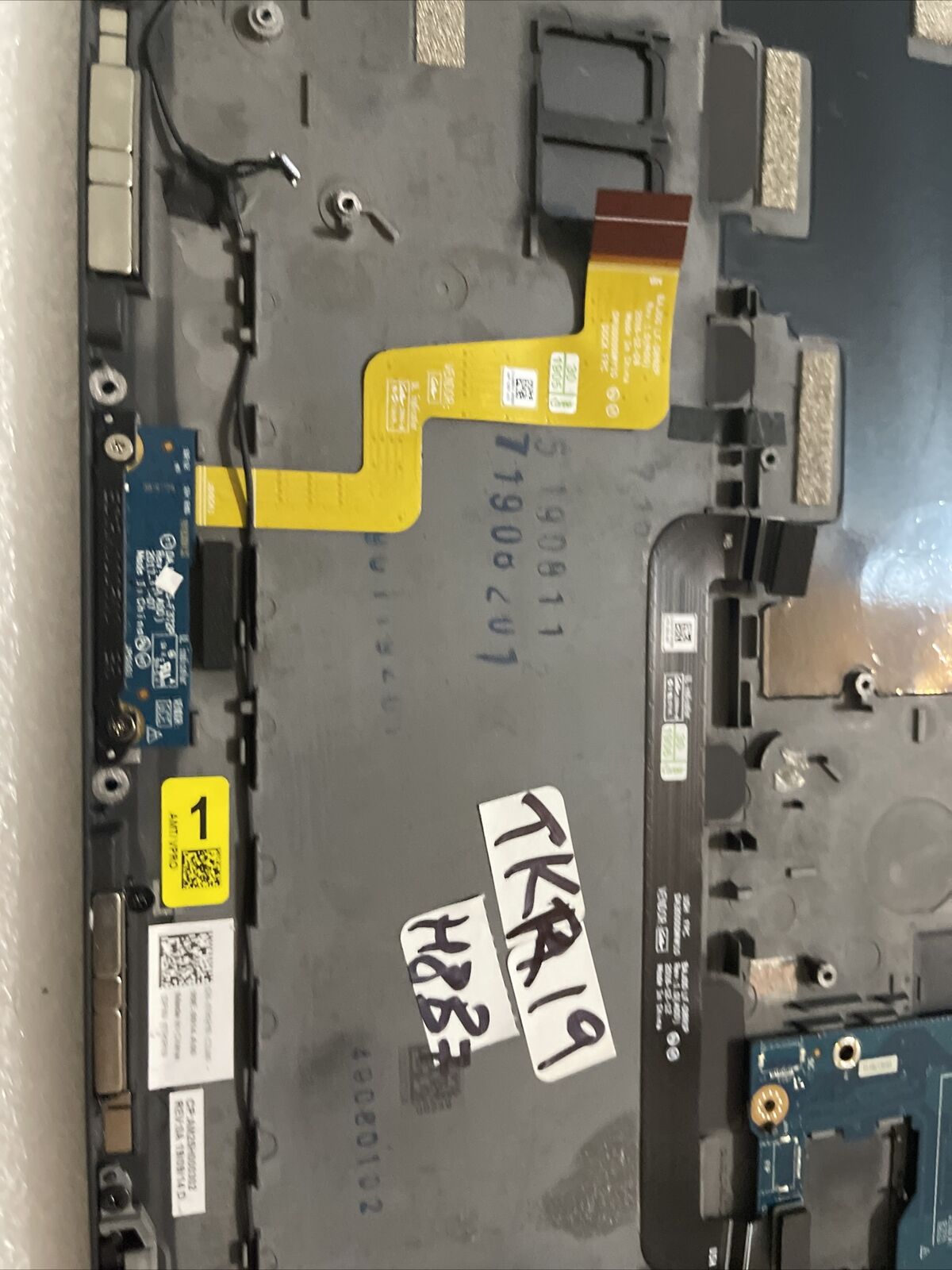 GENUINE DELL  LATITUDE 12 5290 LCd Top Back Cover Extras Black T17G TKR19 H8 B7