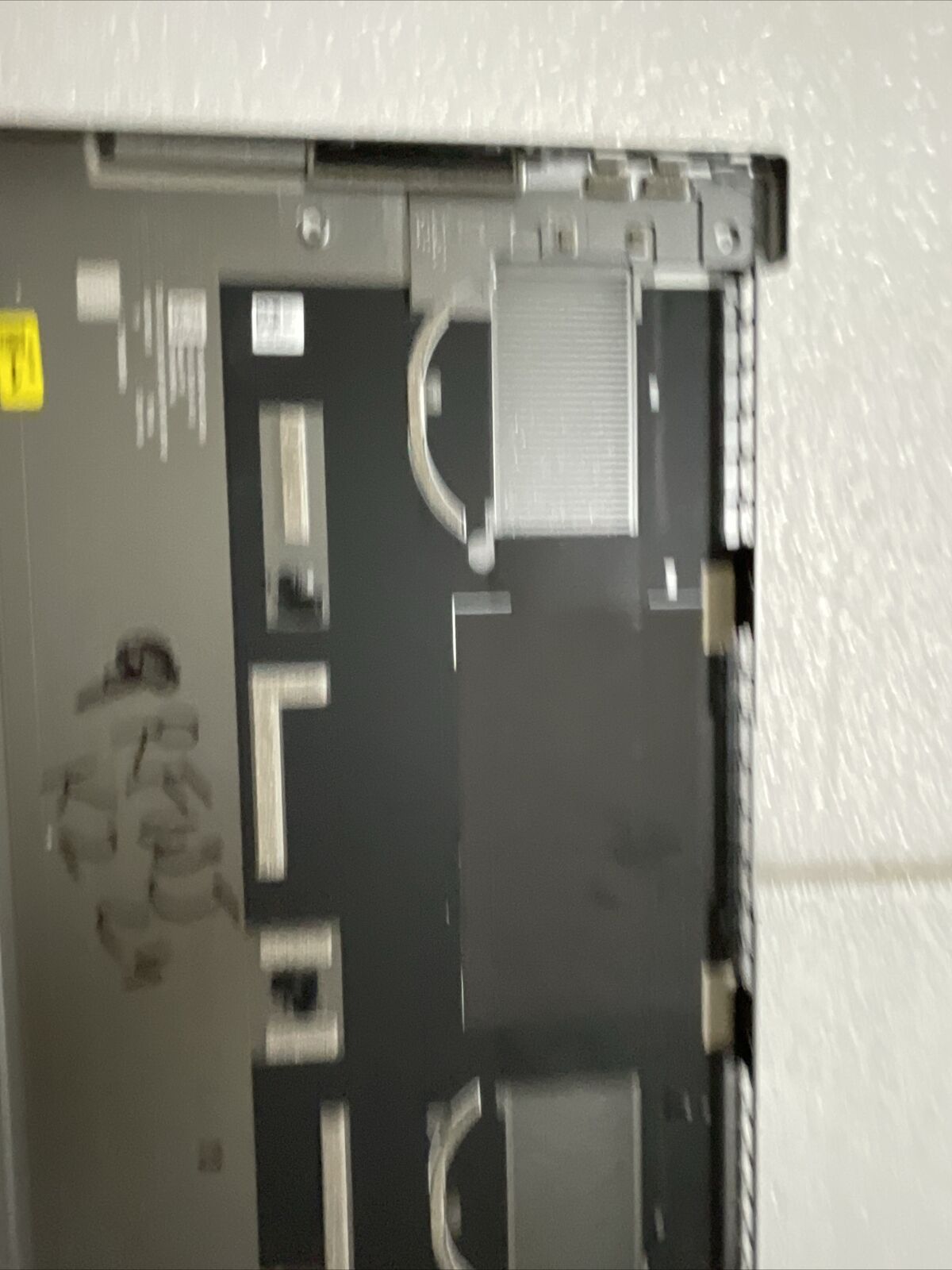 GENUINE DELL PRECISION 5560 BOTTOM COVER WITH AUDIO PORT Silver 9RFWJ 9RFWJ K2C4