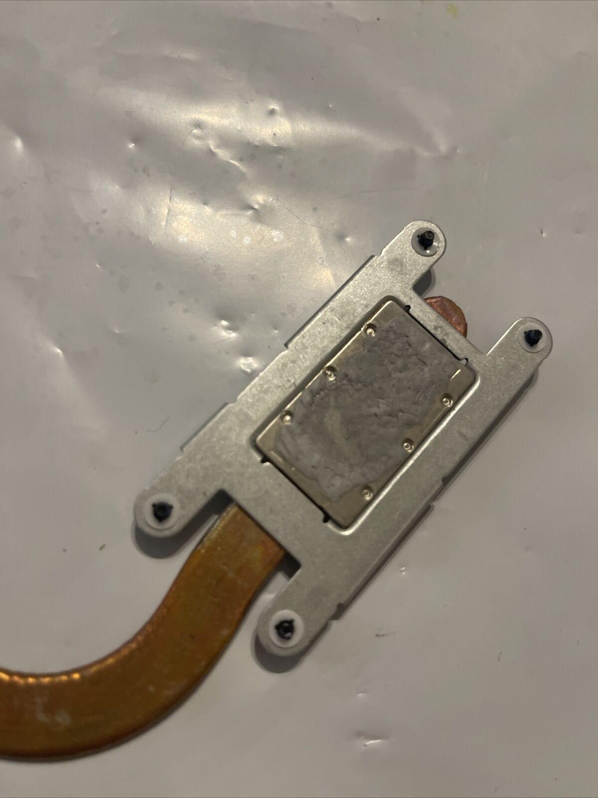 Dell Vostro 3590 Heatsink RHNT2 F1