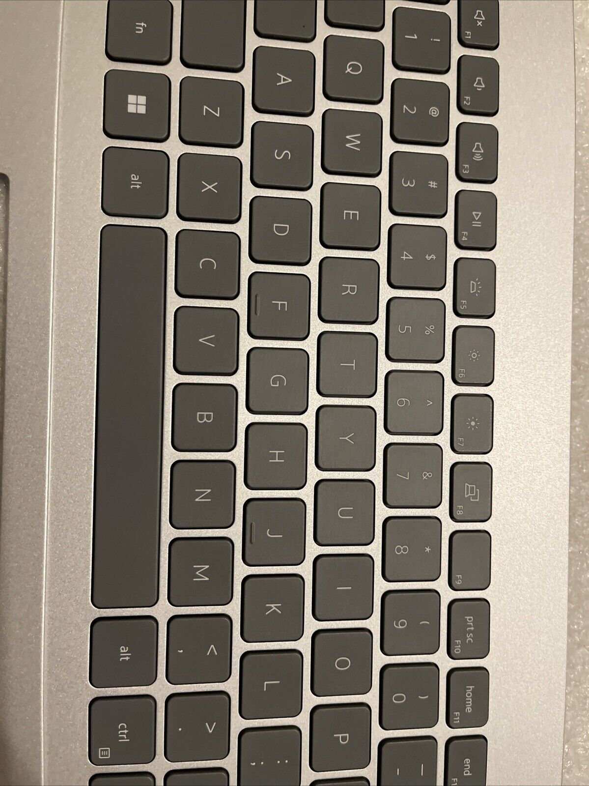 Genuine Dell Inspiron 16 5620 5625 Palmrest US Eng Keyboard YJGM5 0HJ5PC JM P1