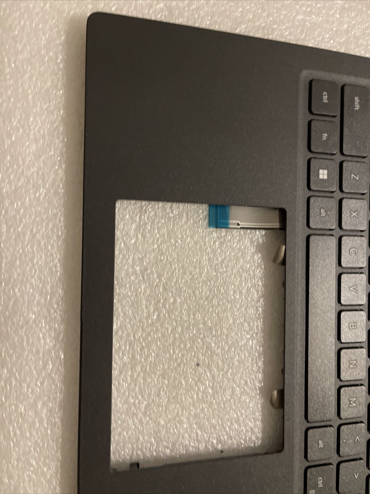 Genuine Dell Latitude 3520 Laptop Palmrest US ENGLISH Keyboard DJP76 H1 P6