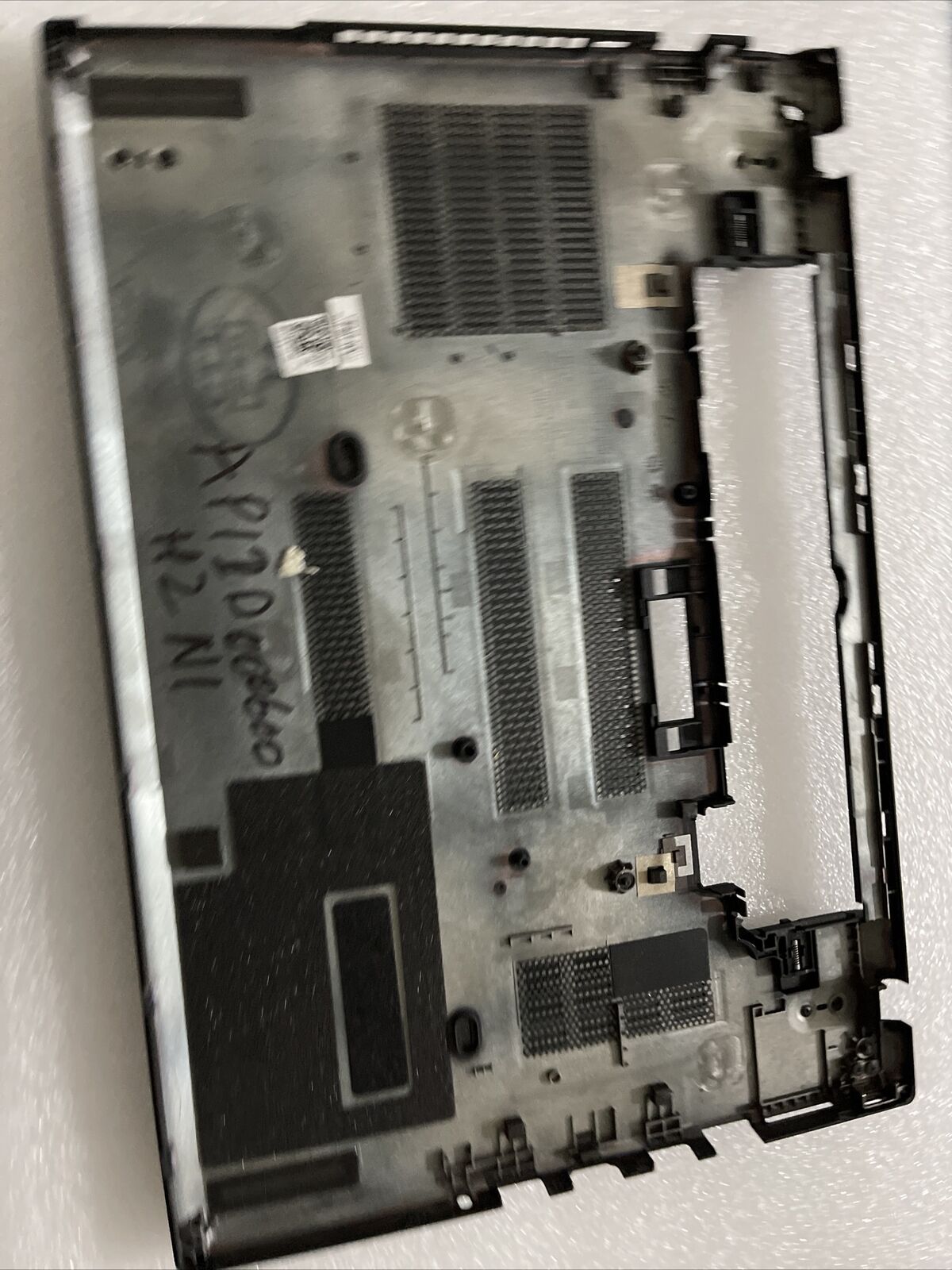 Genuine Lenovo ThinkPad T470 Bottom Base Cover  SCB0K37896 AP12D000600 H2 N1