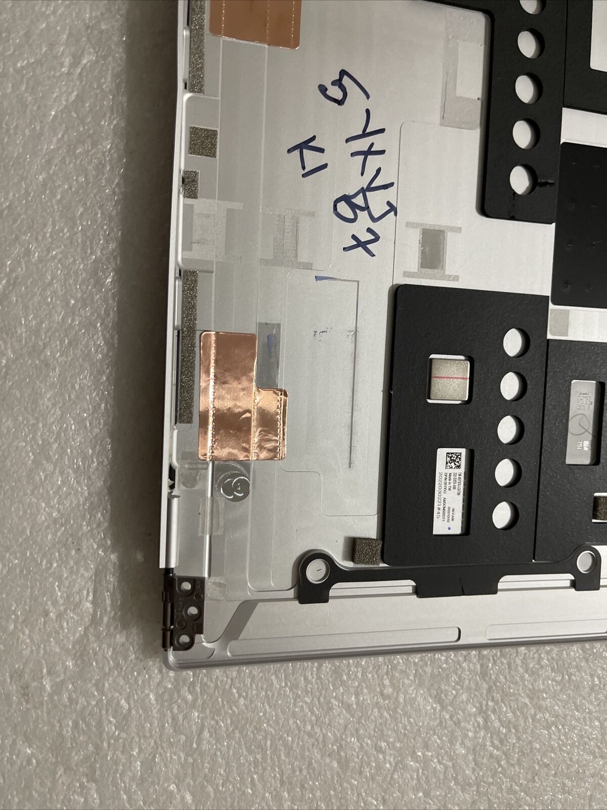 Dell XPS Plus 9320 OLED LCD Back Cover Hinges  Platinum  29WPH 5YXVJ K1 B7